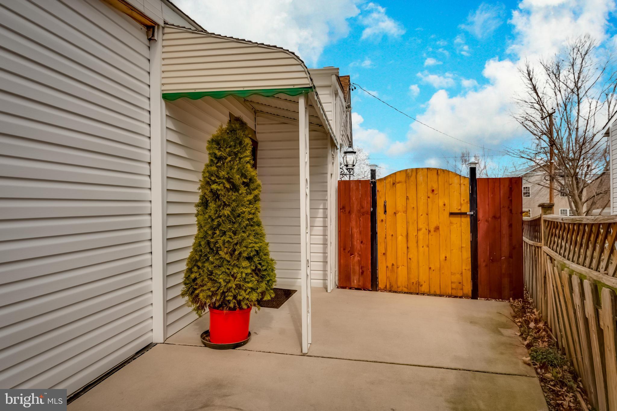 OAKLEIGH BEACH - Residential