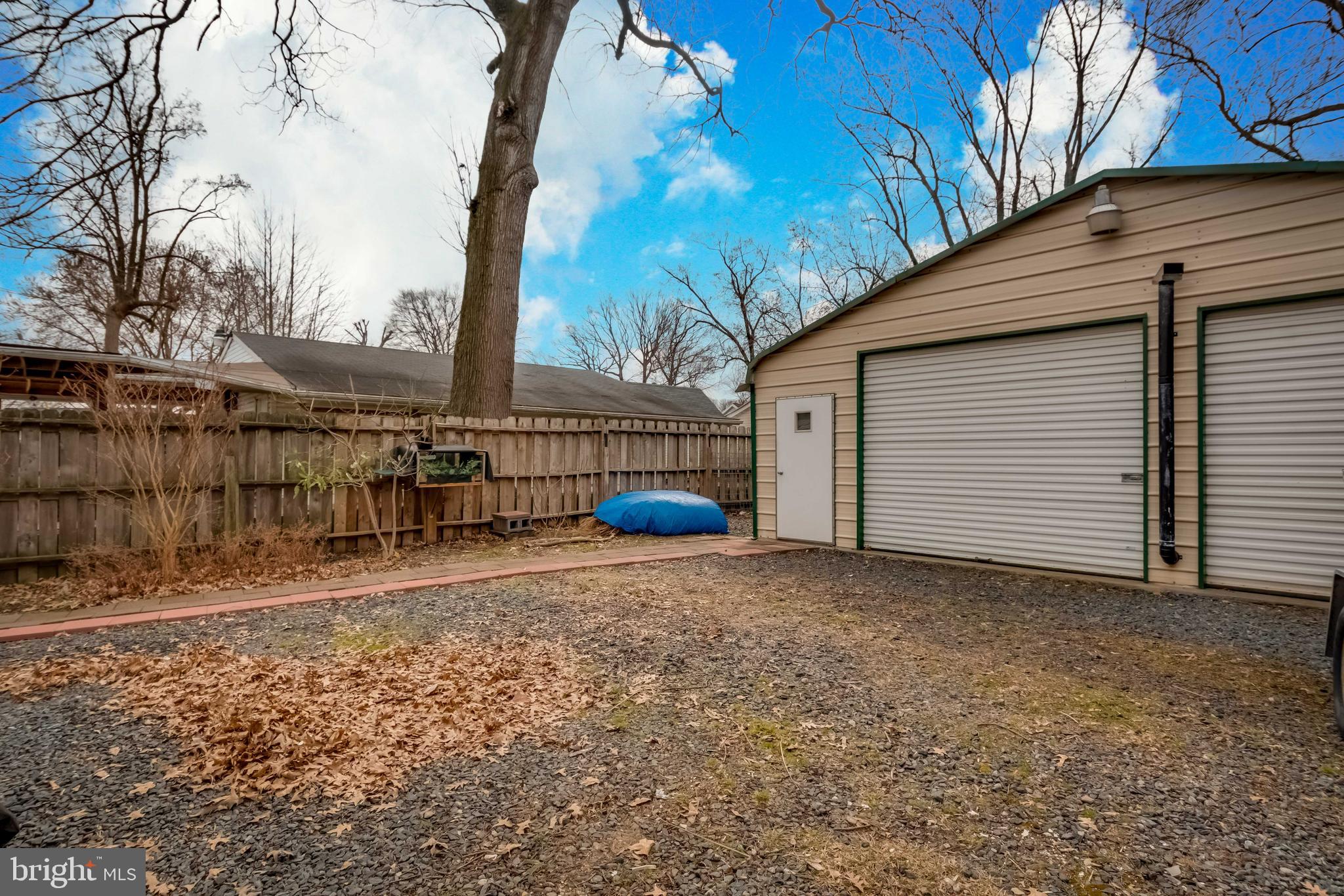 OAKLEIGH BEACH - Residential