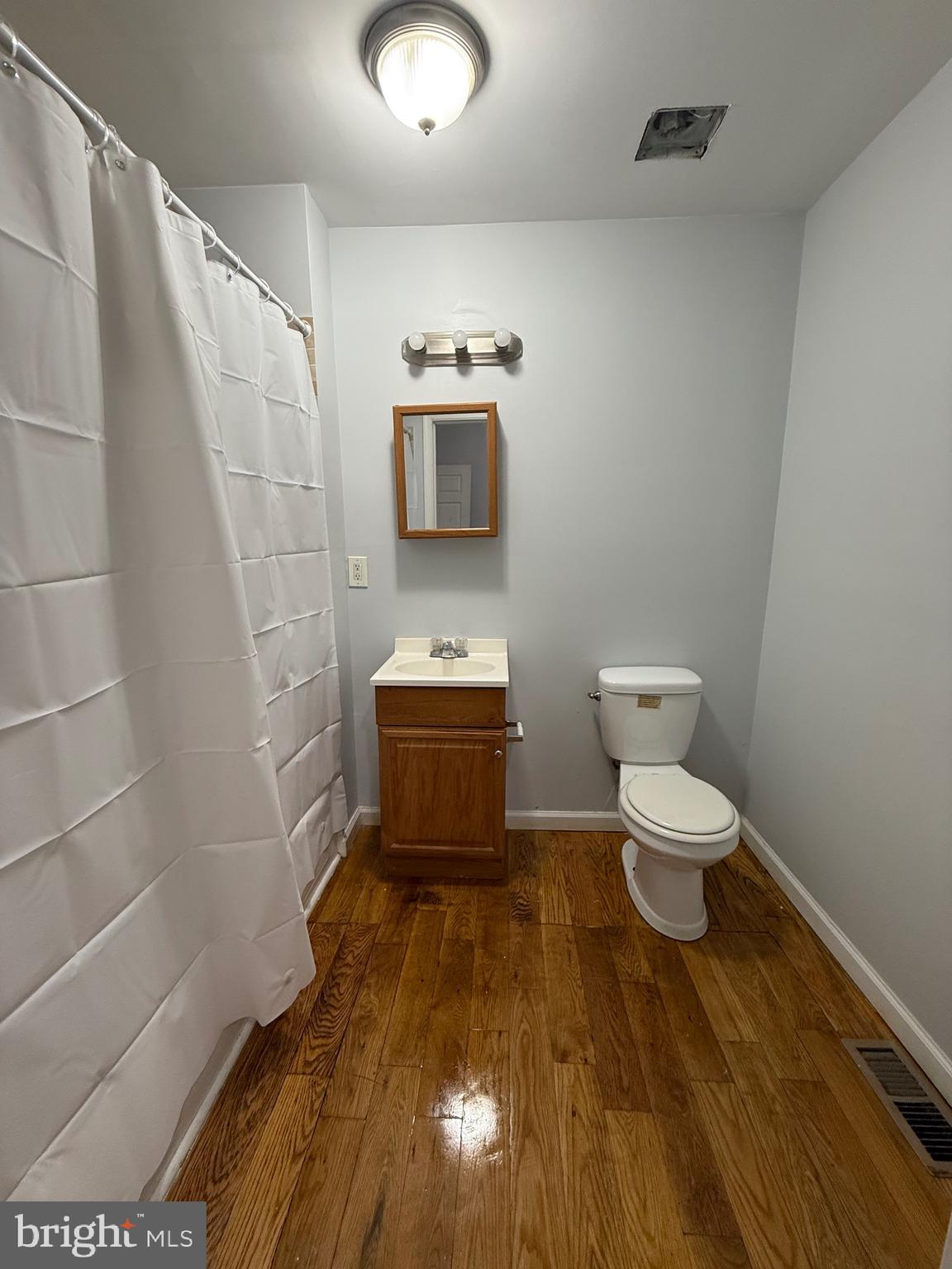 TEMPLE UNIVERSITY - Residential Lease