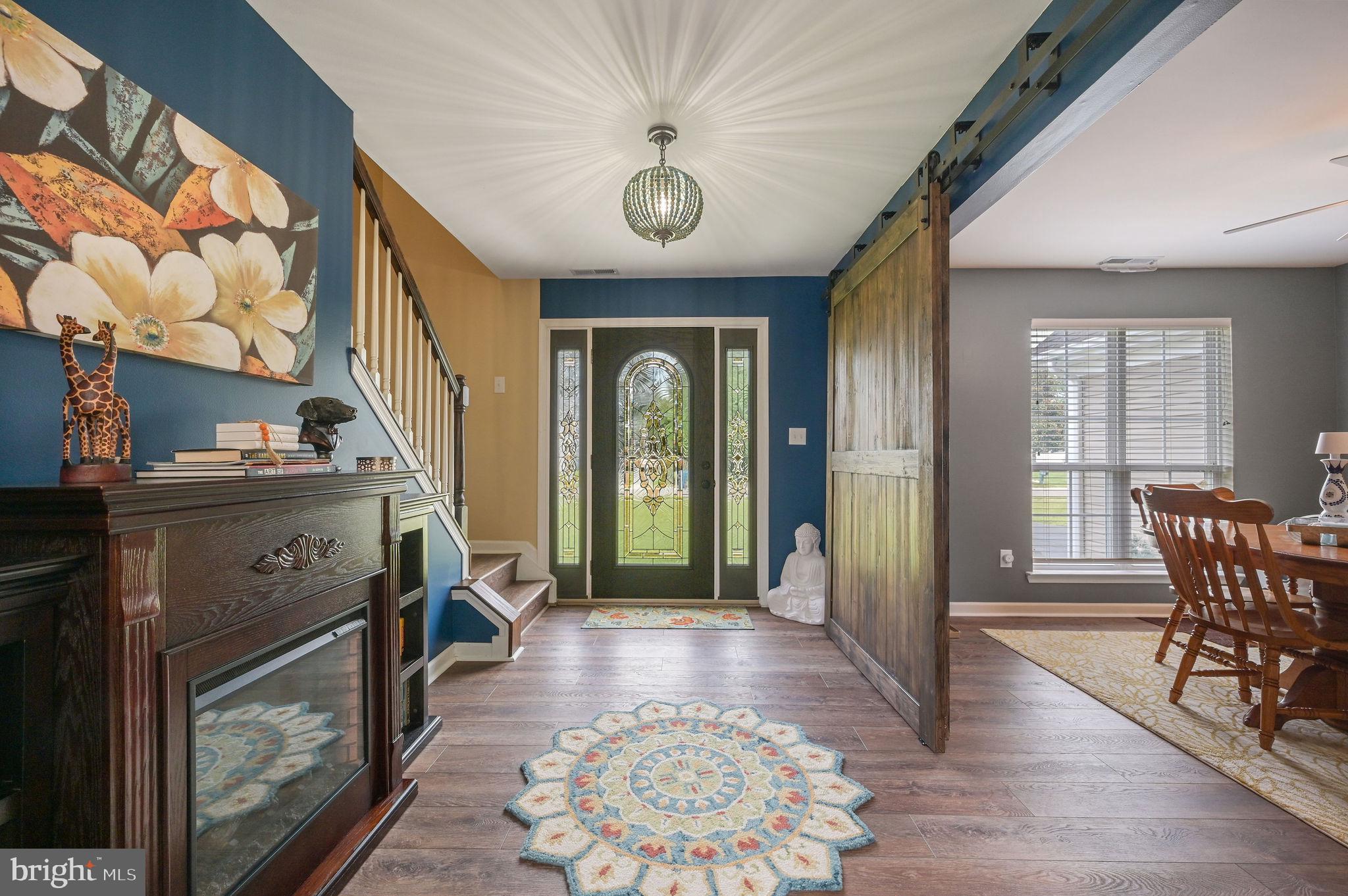 333 W DARBY CIRCLE
