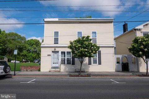 9459 S CONGRESS STREET 9463 NEW MARKET VA 22844