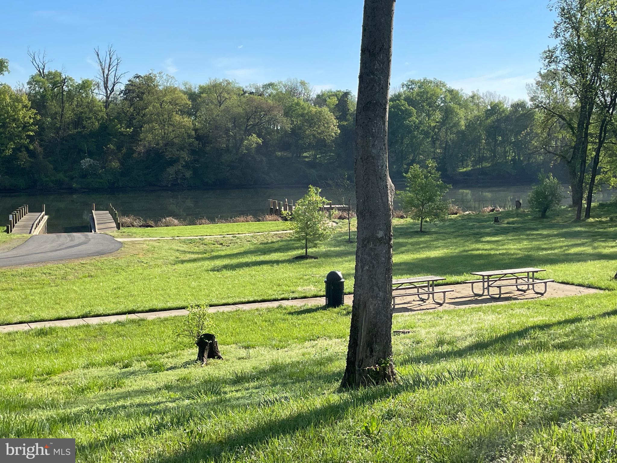 NEW POST ON THE RAPPAHANNOCK - Residential