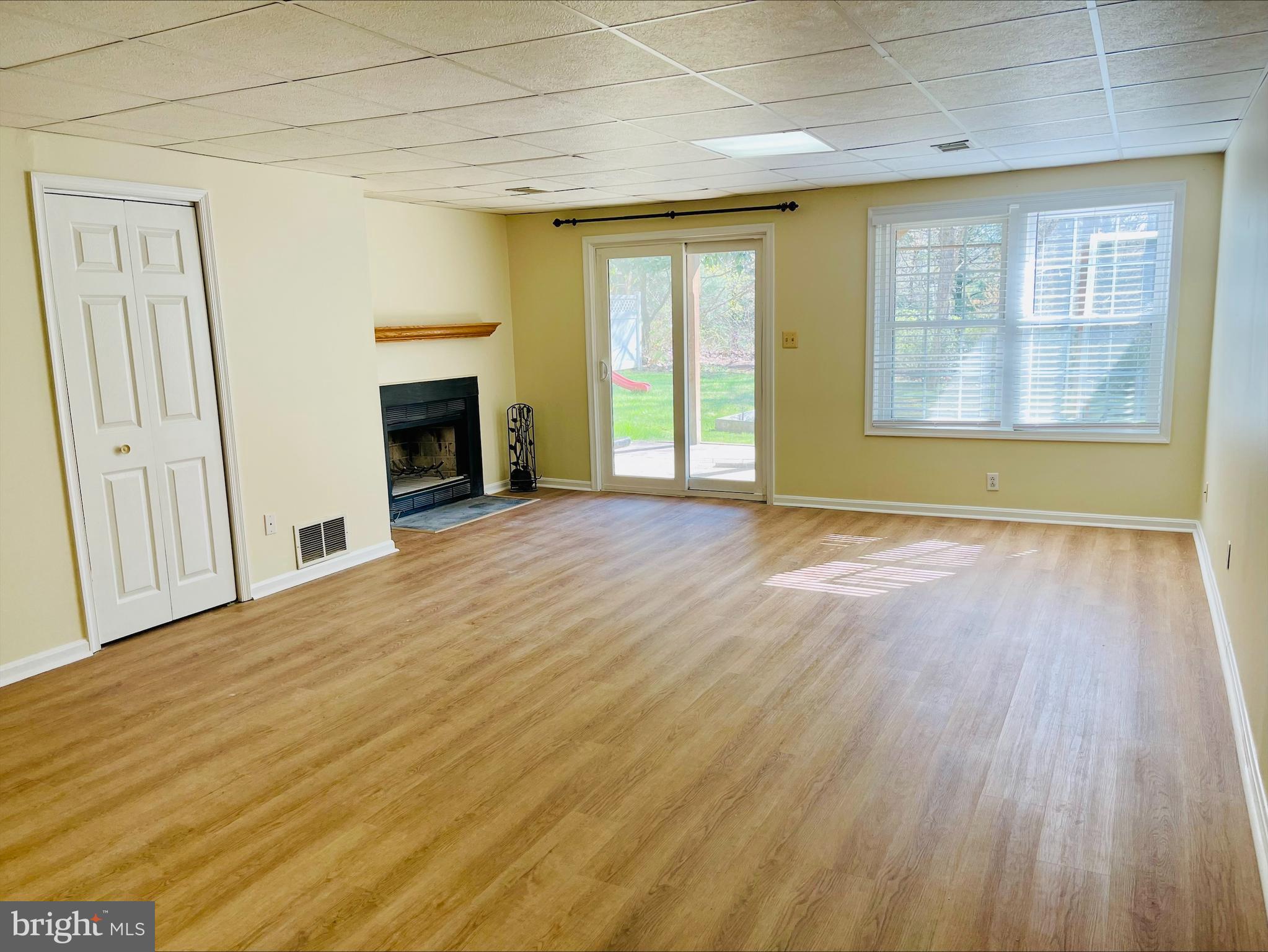 VILLAGE AT THOMAS RUN - Residential Lease