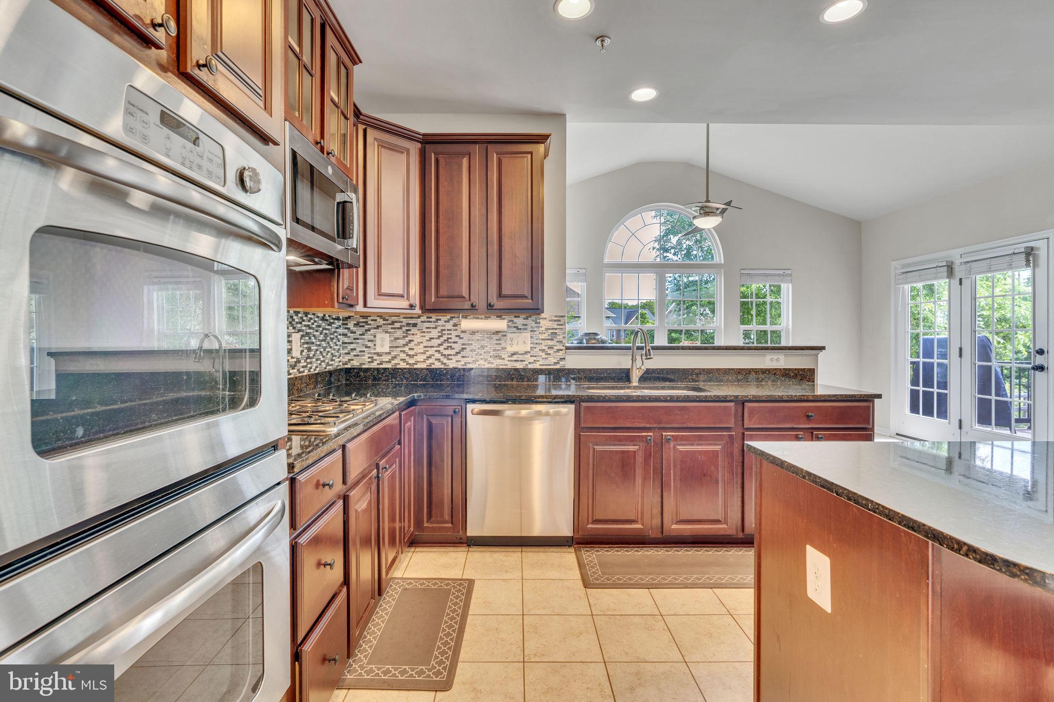2708 LAKE FOREST DRIVE