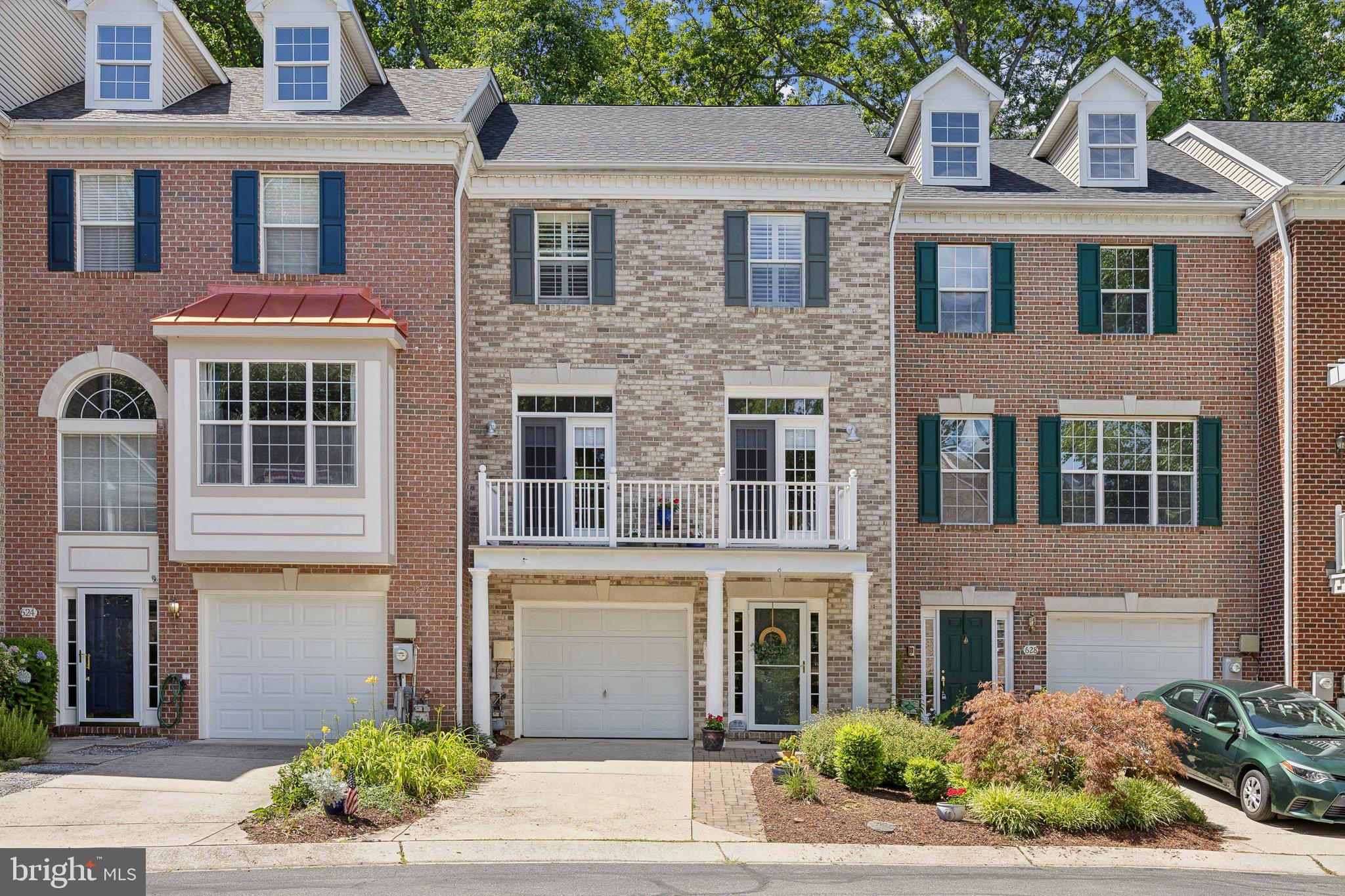 WATERS EDGE AT WOODS LANDING - Residential