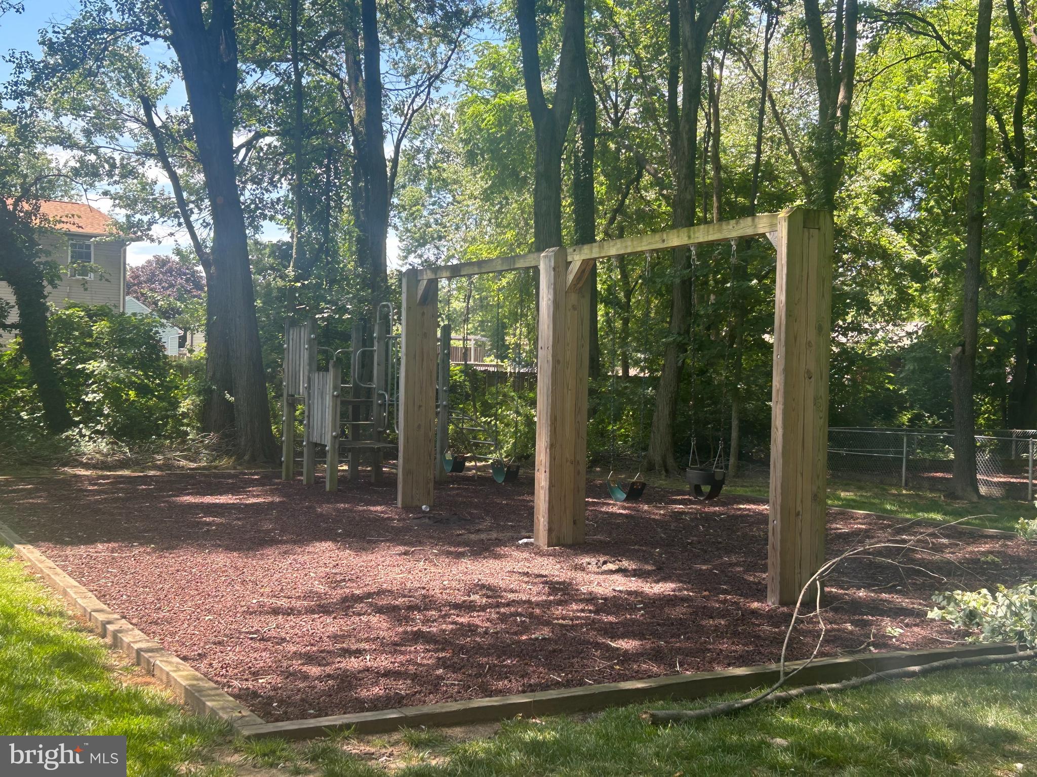 WATERS EDGE AT WOODS LANDING - Residential