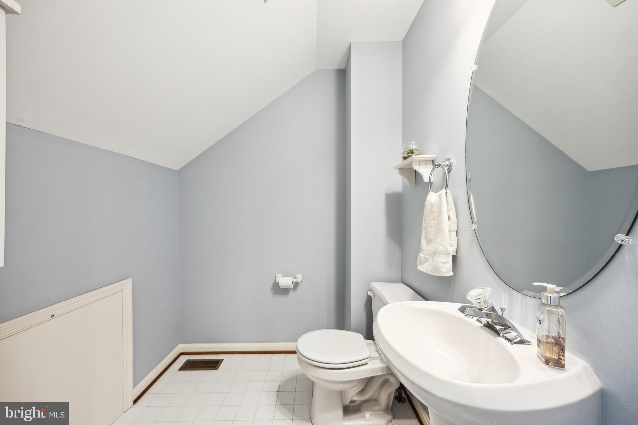 WATERS EDGE AT WOODS LANDING - Residential