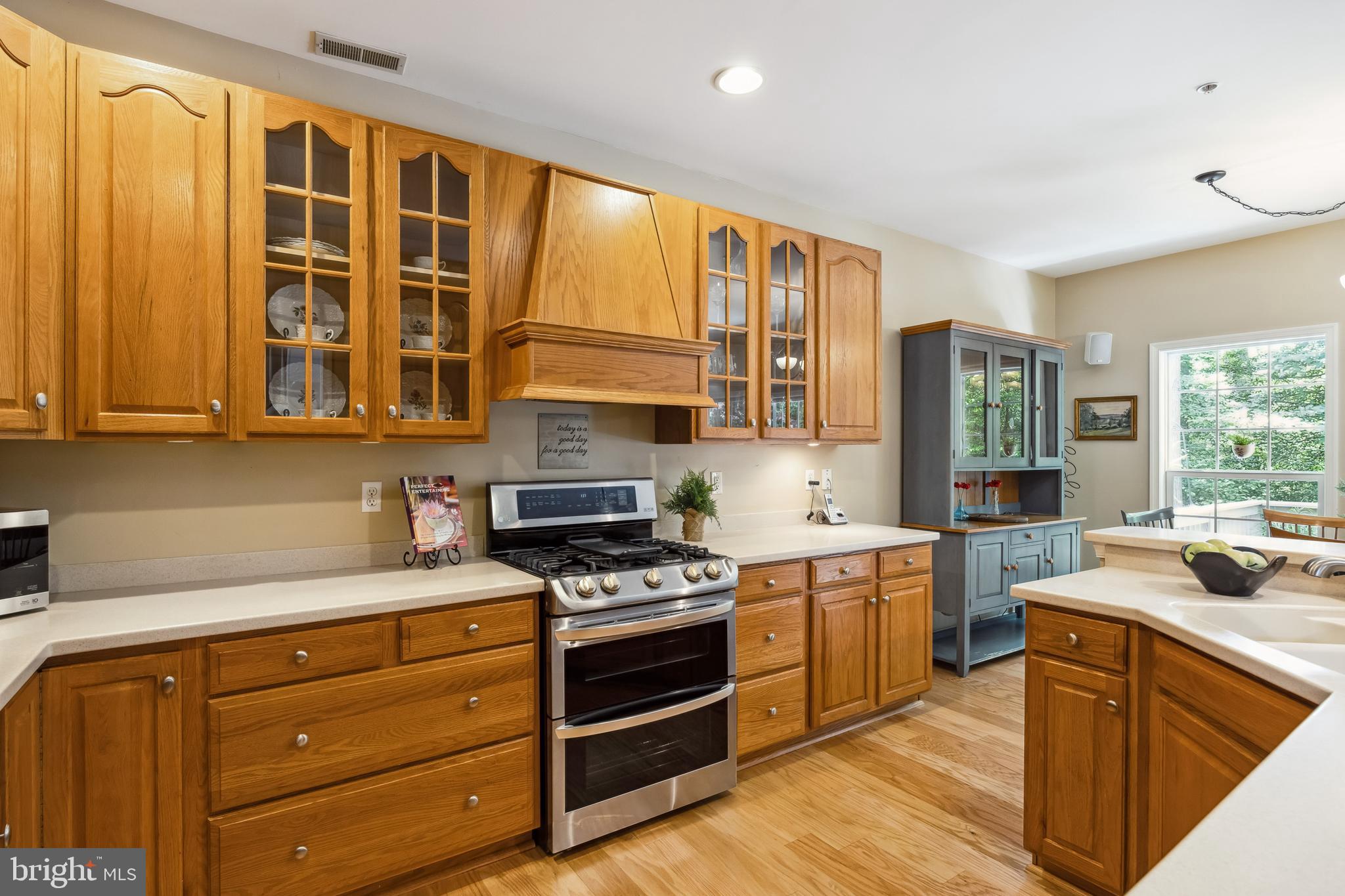 WATERS EDGE AT WOODS LANDING - Residential