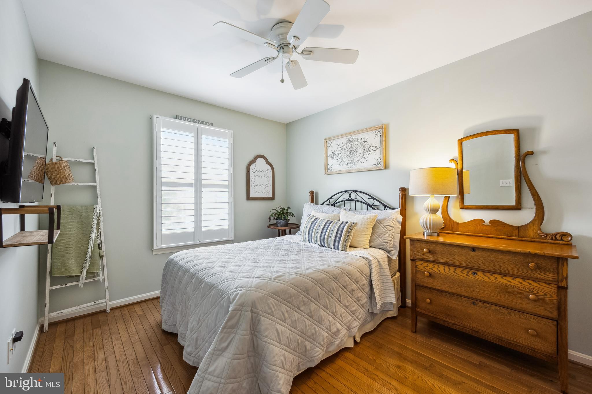 WATERS EDGE AT WOODS LANDING - Residential