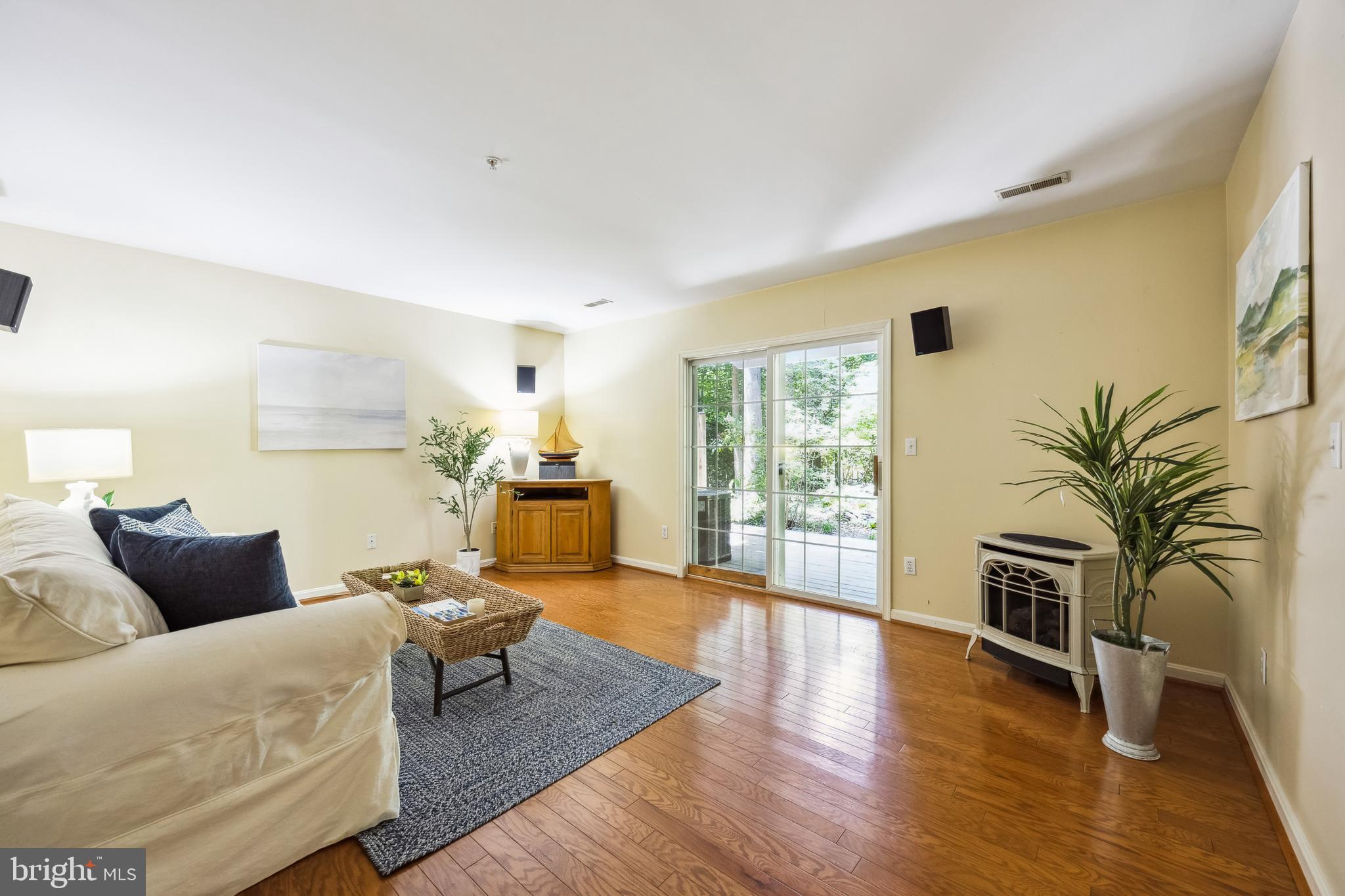 WATERS EDGE AT WOODS LANDING - Residential