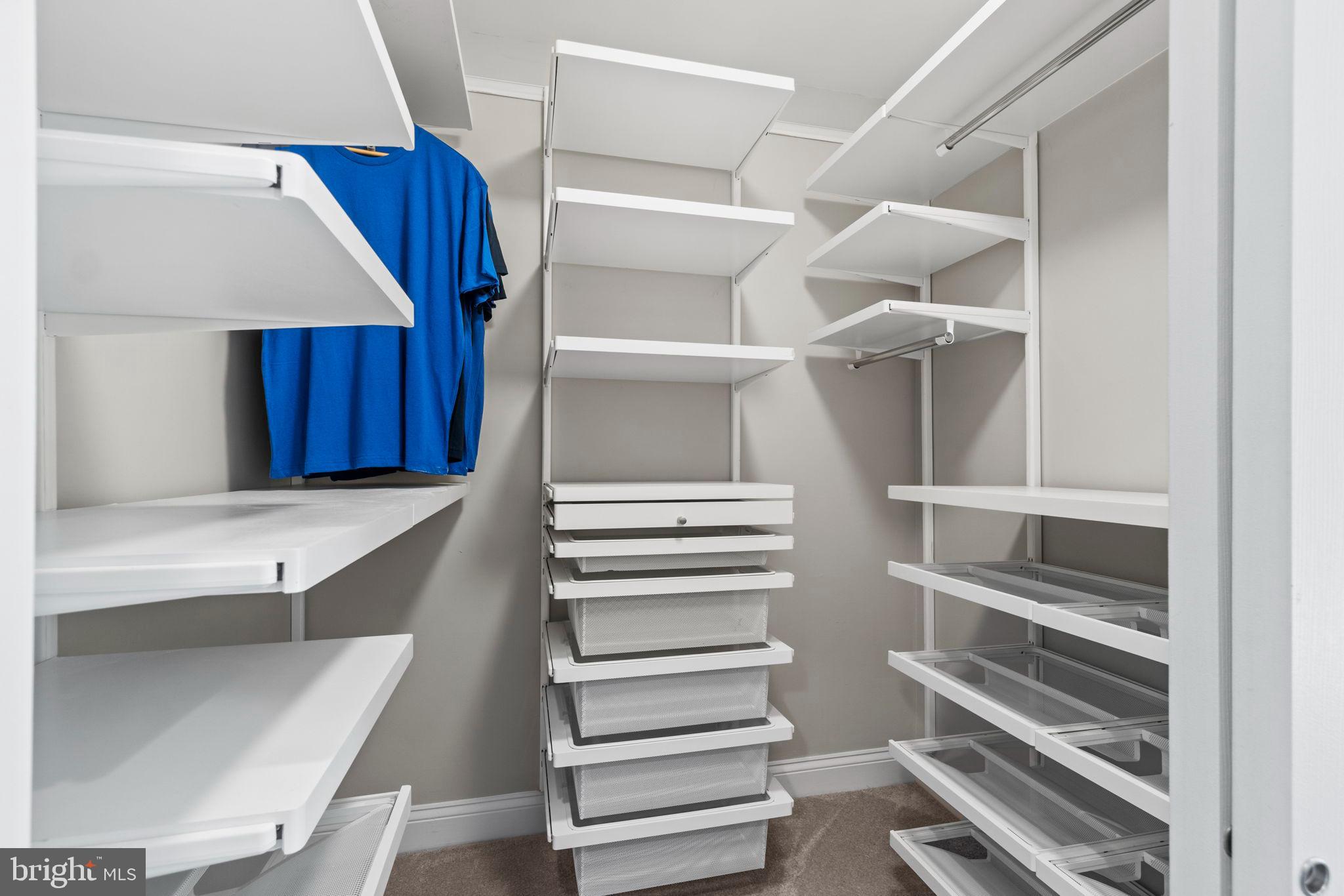 PALISADES PARK - Residential