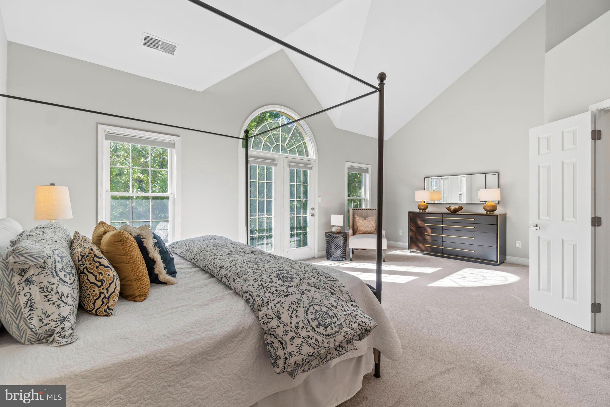 PALISADES PARK - Residential