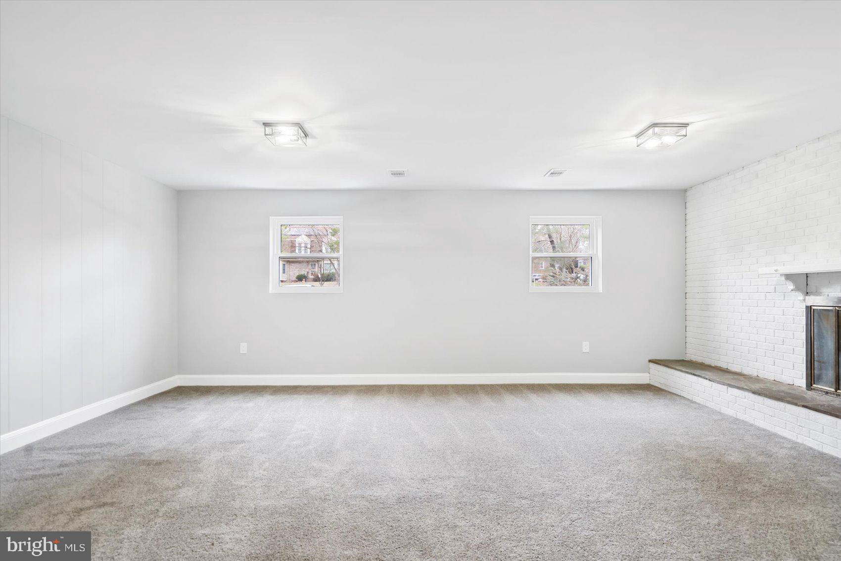 CAROL ACRES - Residential