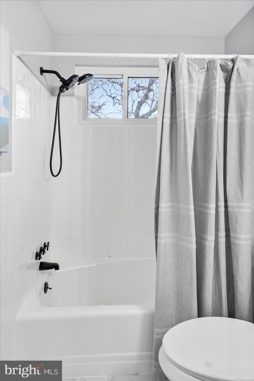 CAROL ACRES - Residential