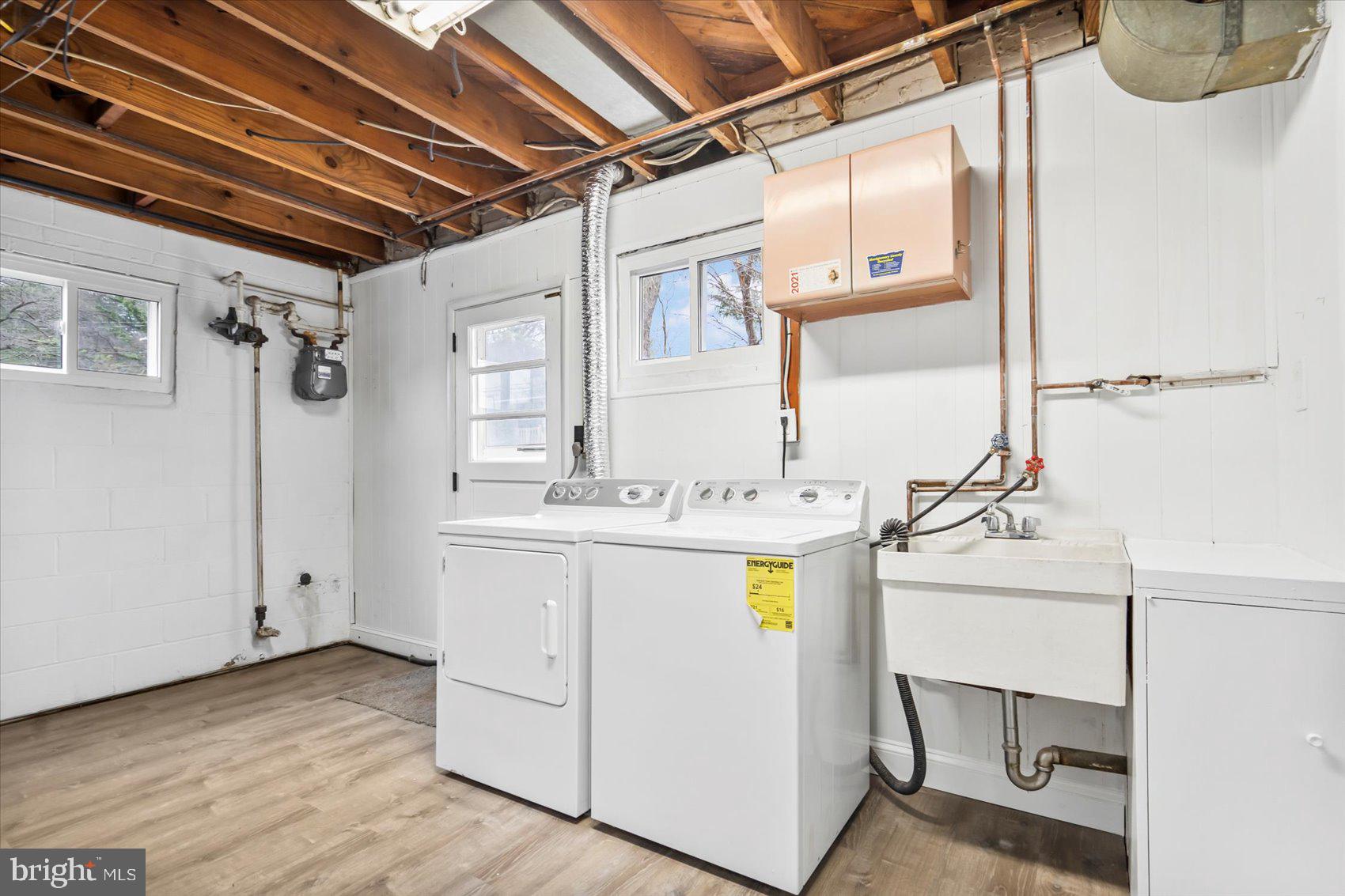 CAROL ACRES - Residential