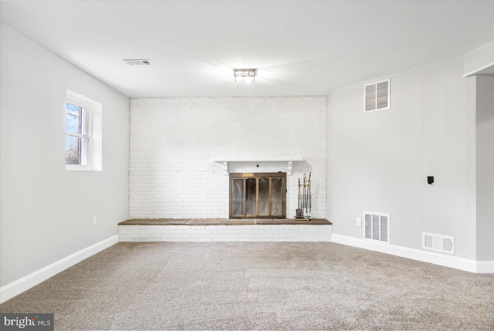 CAROL ACRES - Residential