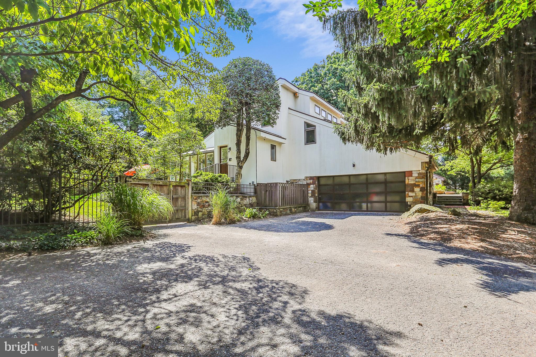 BURNT MILLS HILLS - Residential