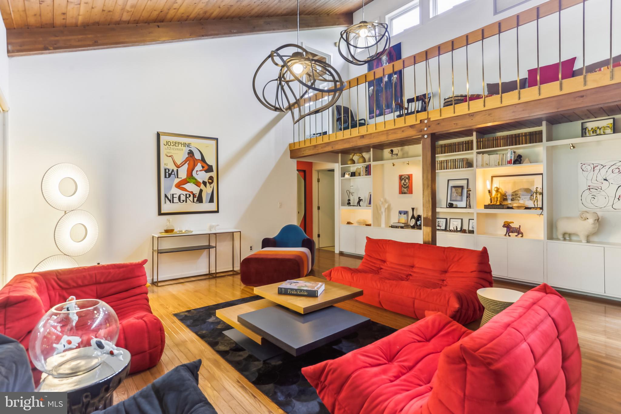 BURNT MILLS HILLS - Residential