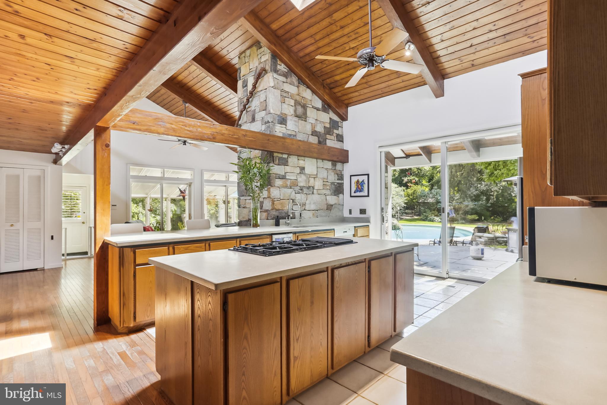 BURNT MILLS HILLS - Residential