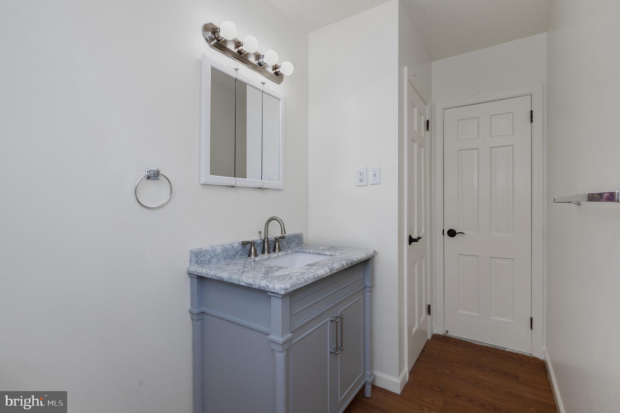 EDGEWOOD PARK - Residential