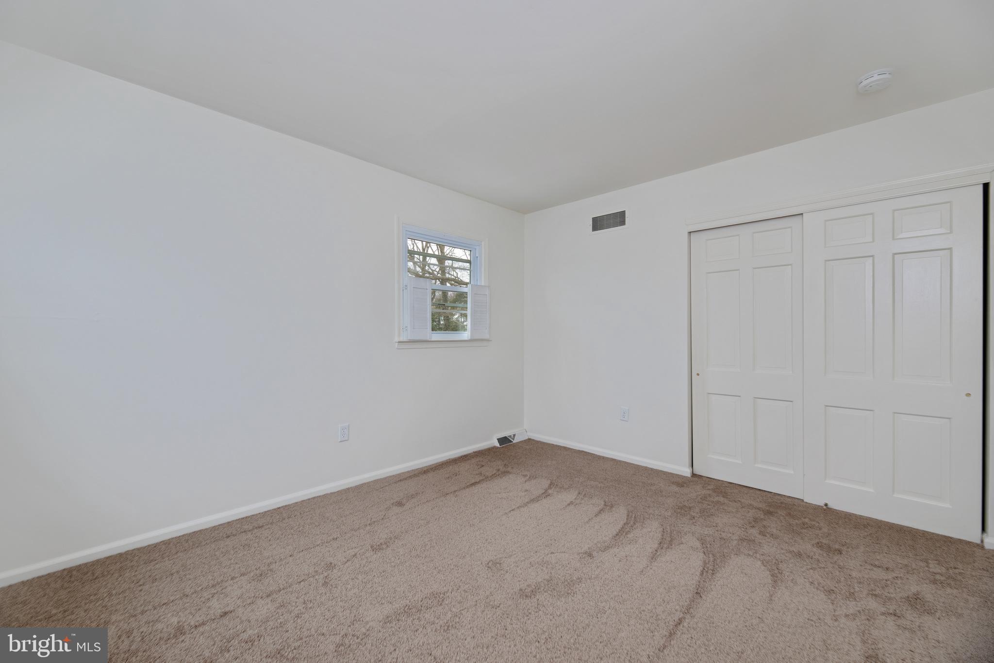 EDGEWOOD PARK - Residential