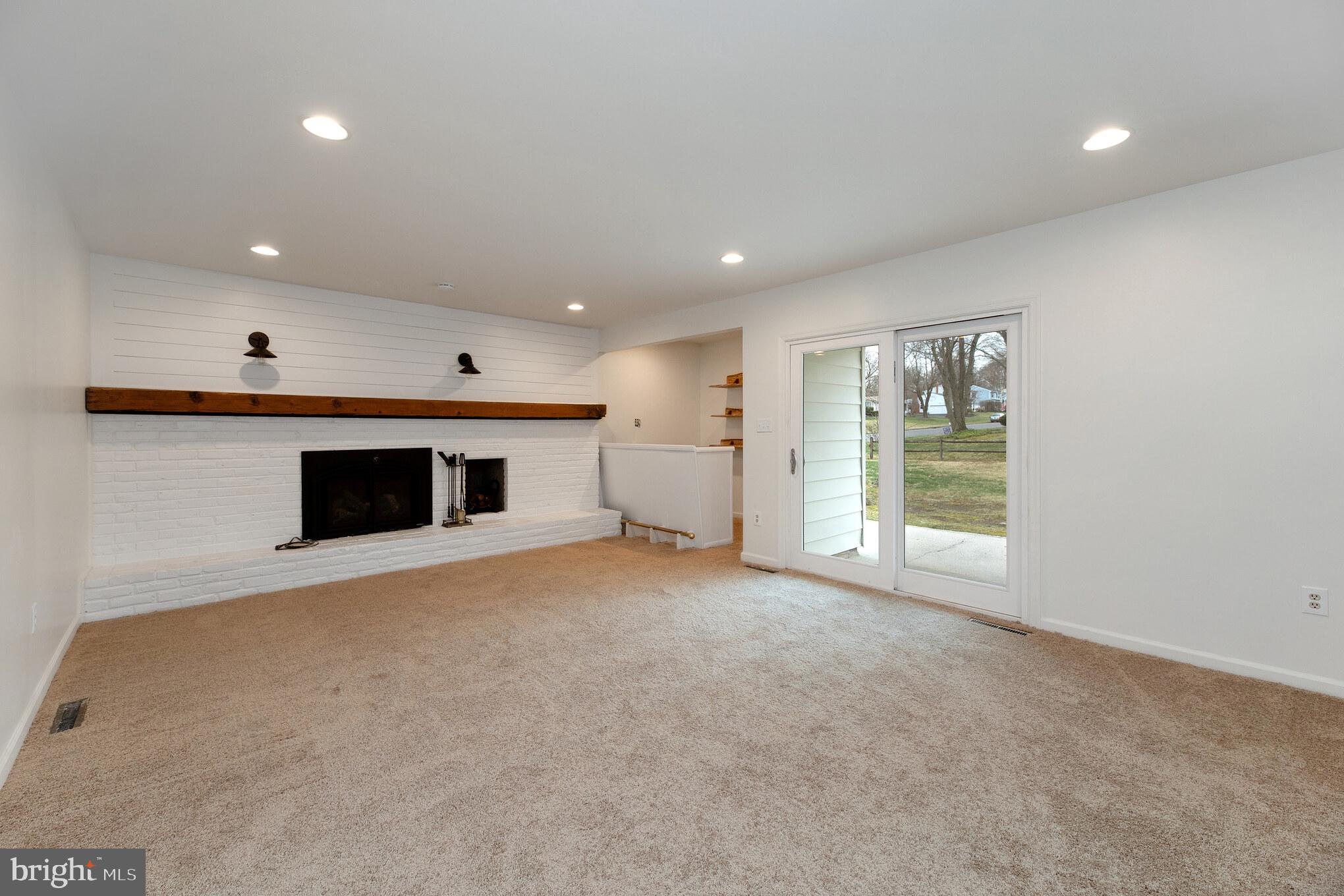 EDGEWOOD PARK - Residential