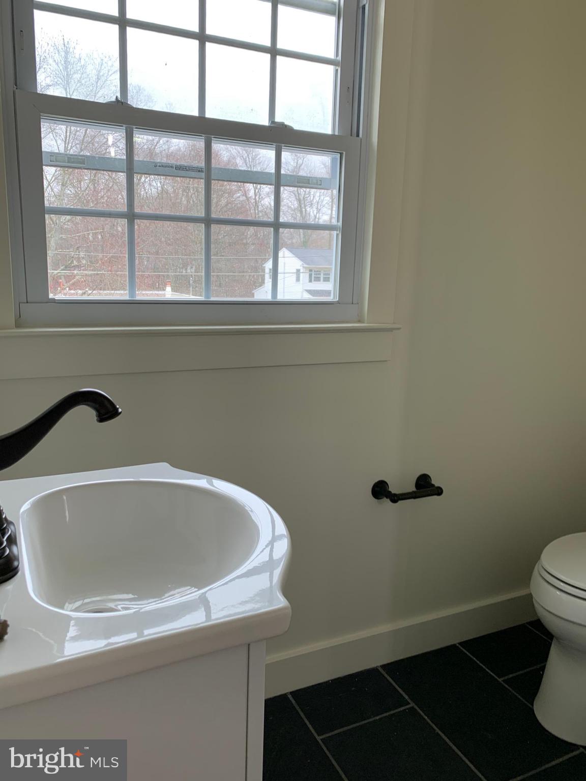 EDGEWOOD PARK - Residential