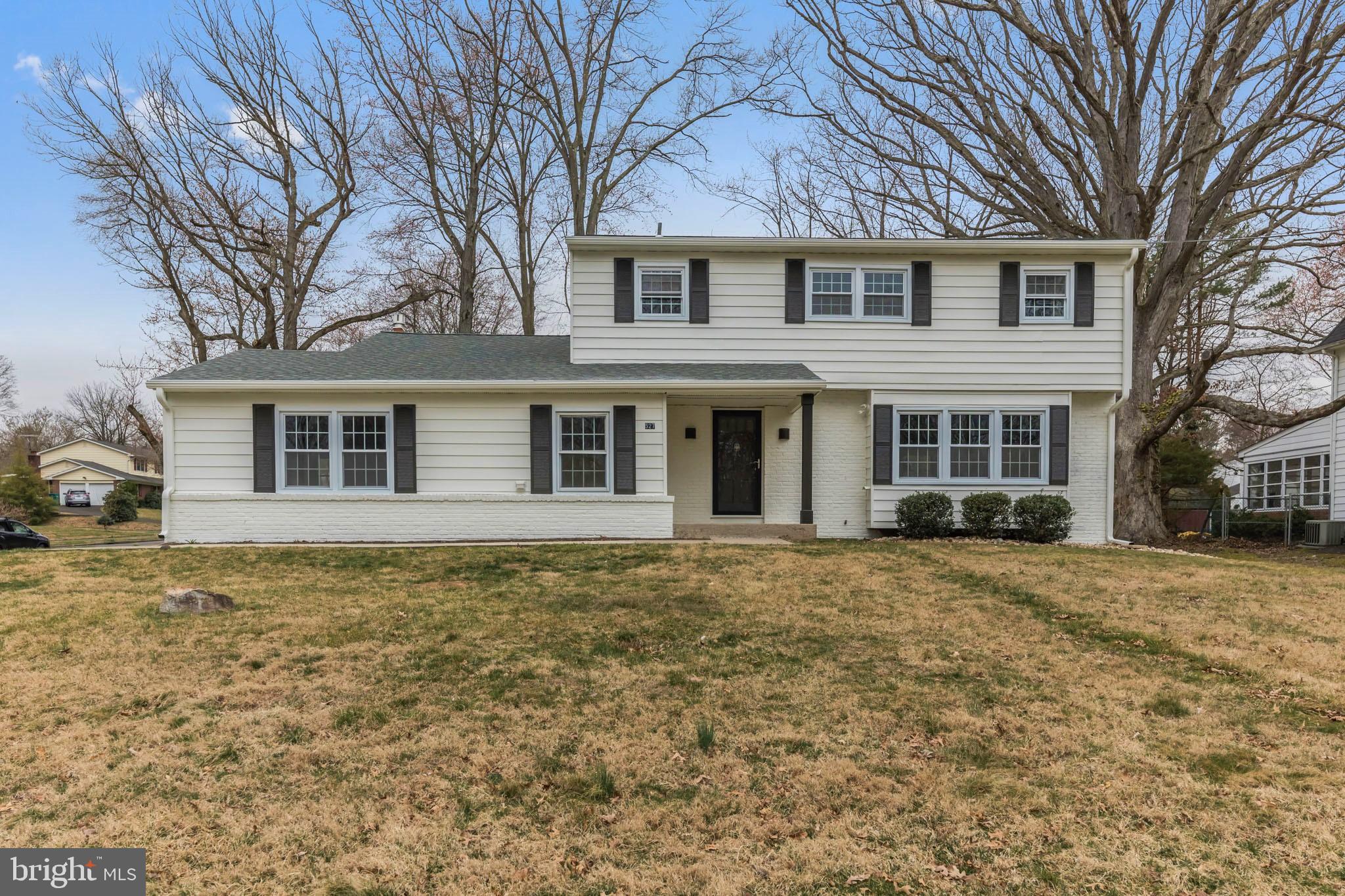 EDGEWOOD PARK - Residential