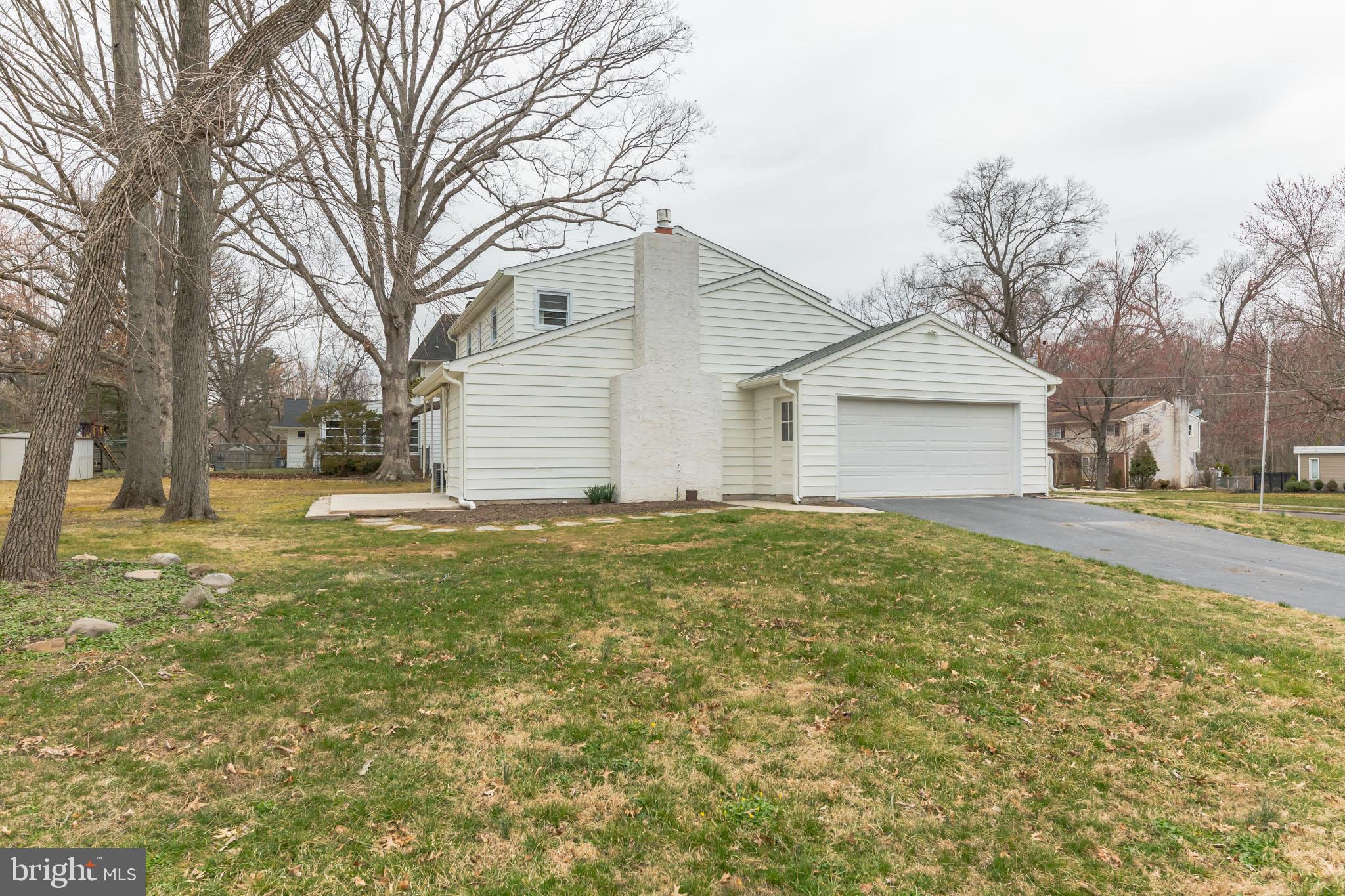 EDGEWOOD PARK - Residential