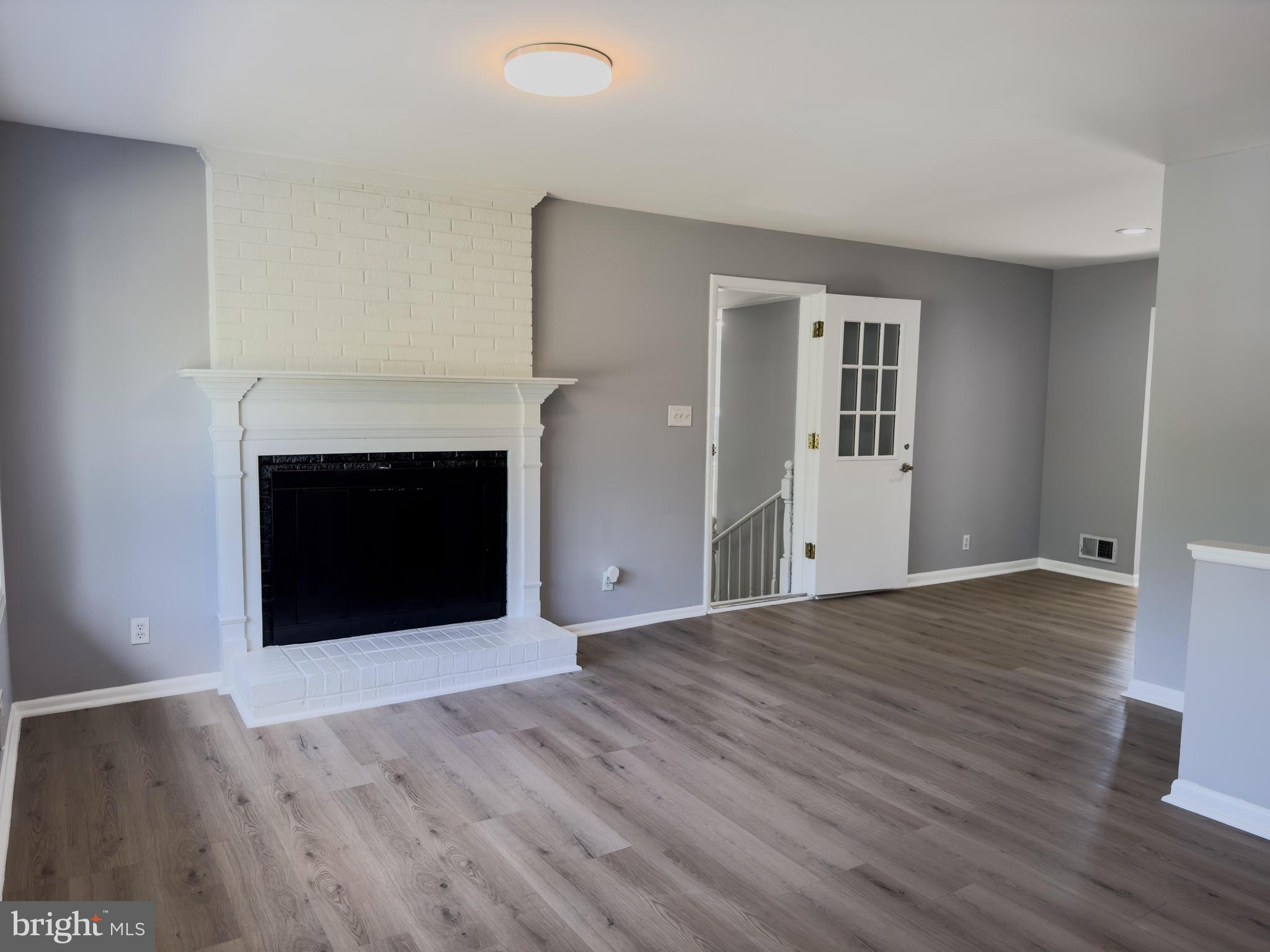 WOODLAWN MEWS - Residential