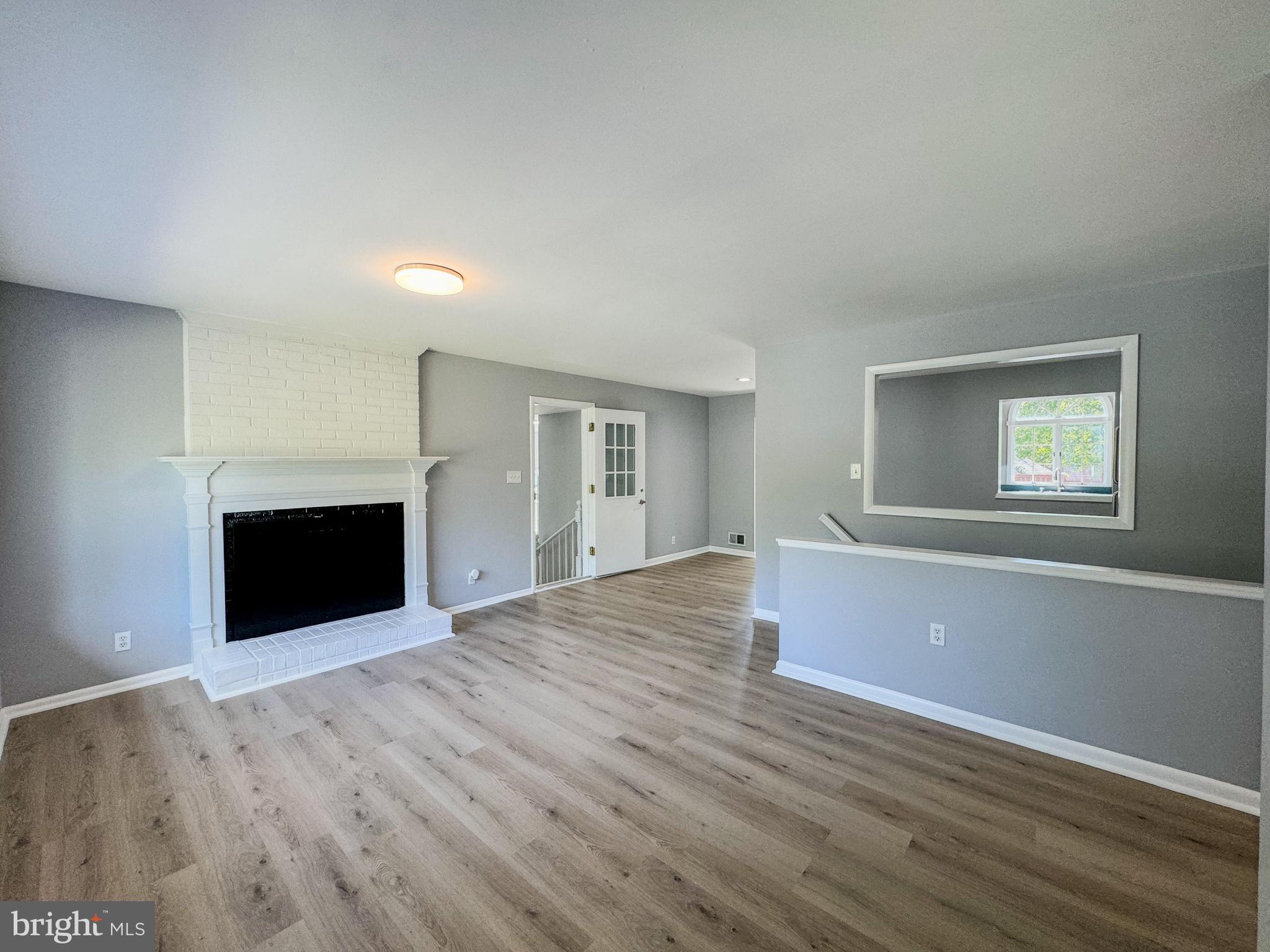 WOODLAWN MEWS - Residential