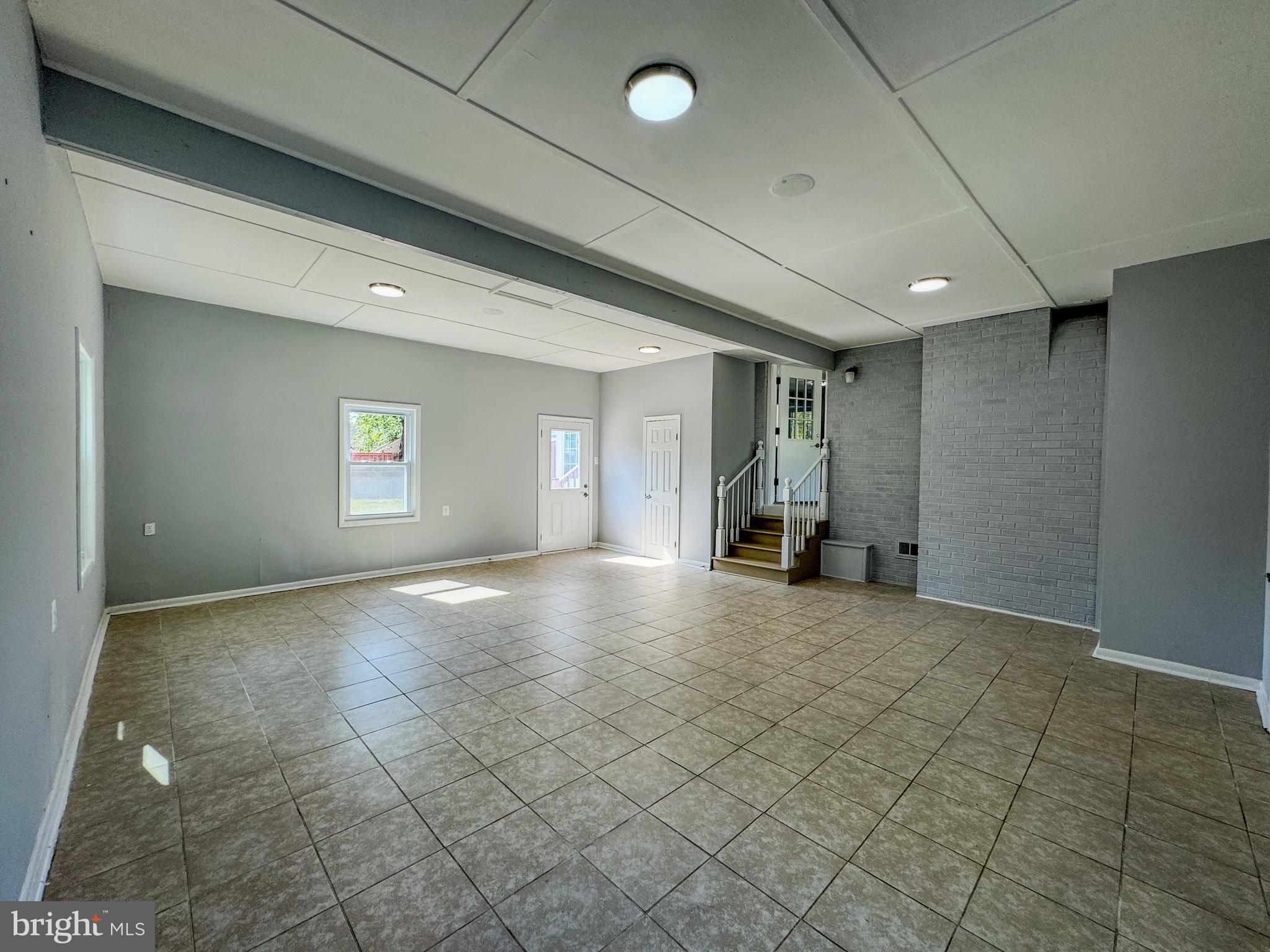 WOODLAWN MEWS - Residential