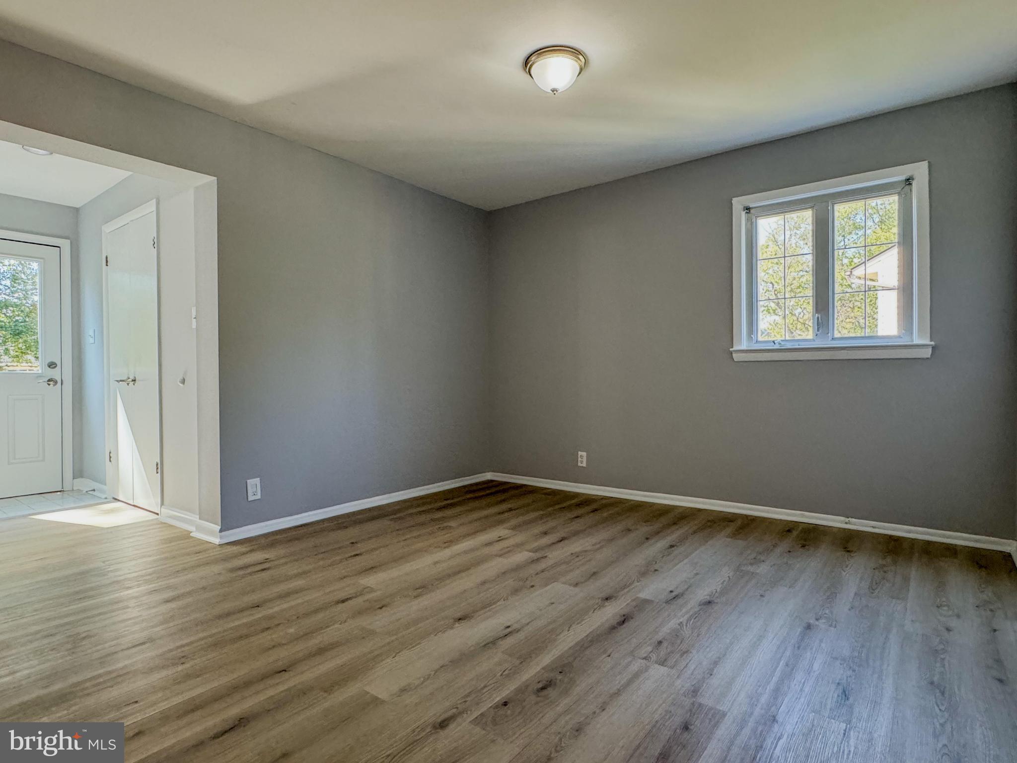 WOODLAWN MEWS - Residential