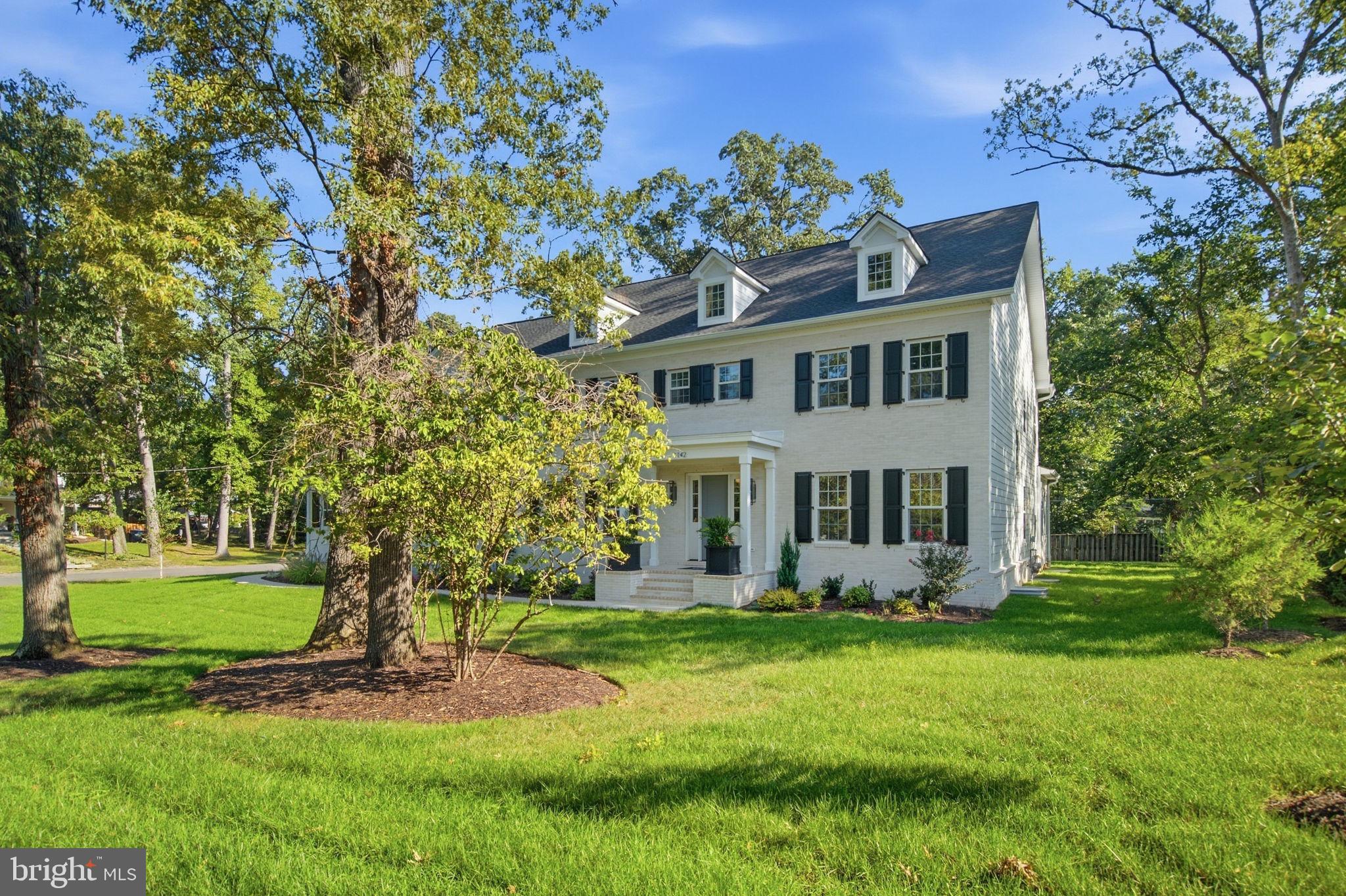 1142 CAMERON ROAD