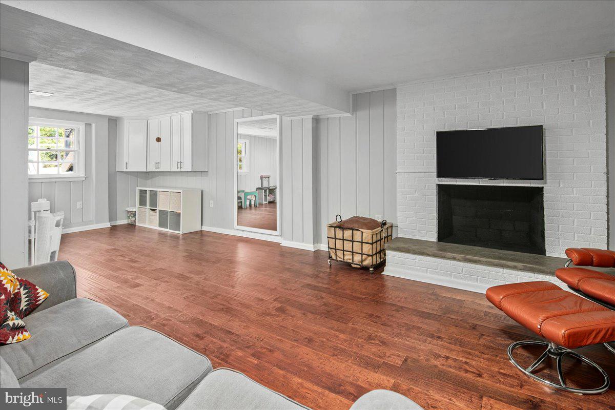 YACHT HAVEN ESTATES - Residential