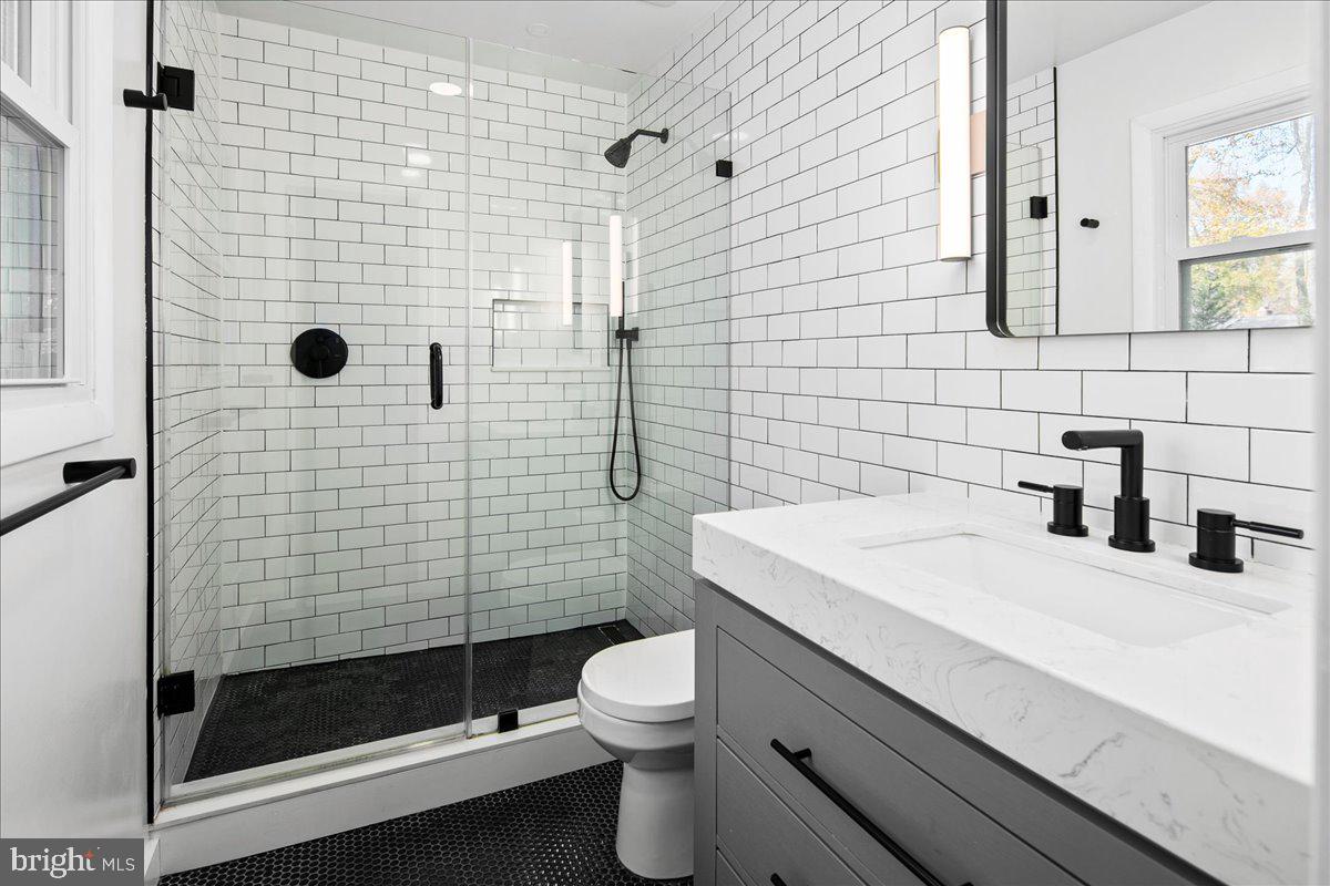 YACHT HAVEN ESTATES - Residential