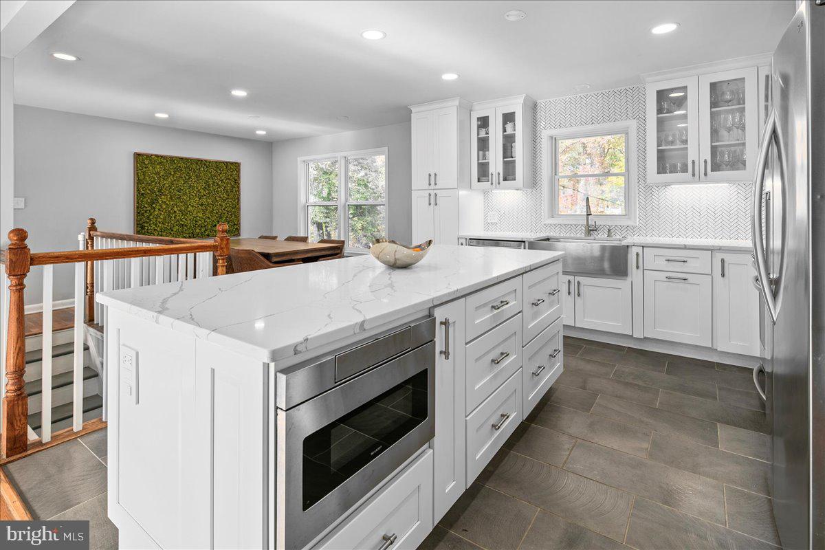 YACHT HAVEN ESTATES - Residential