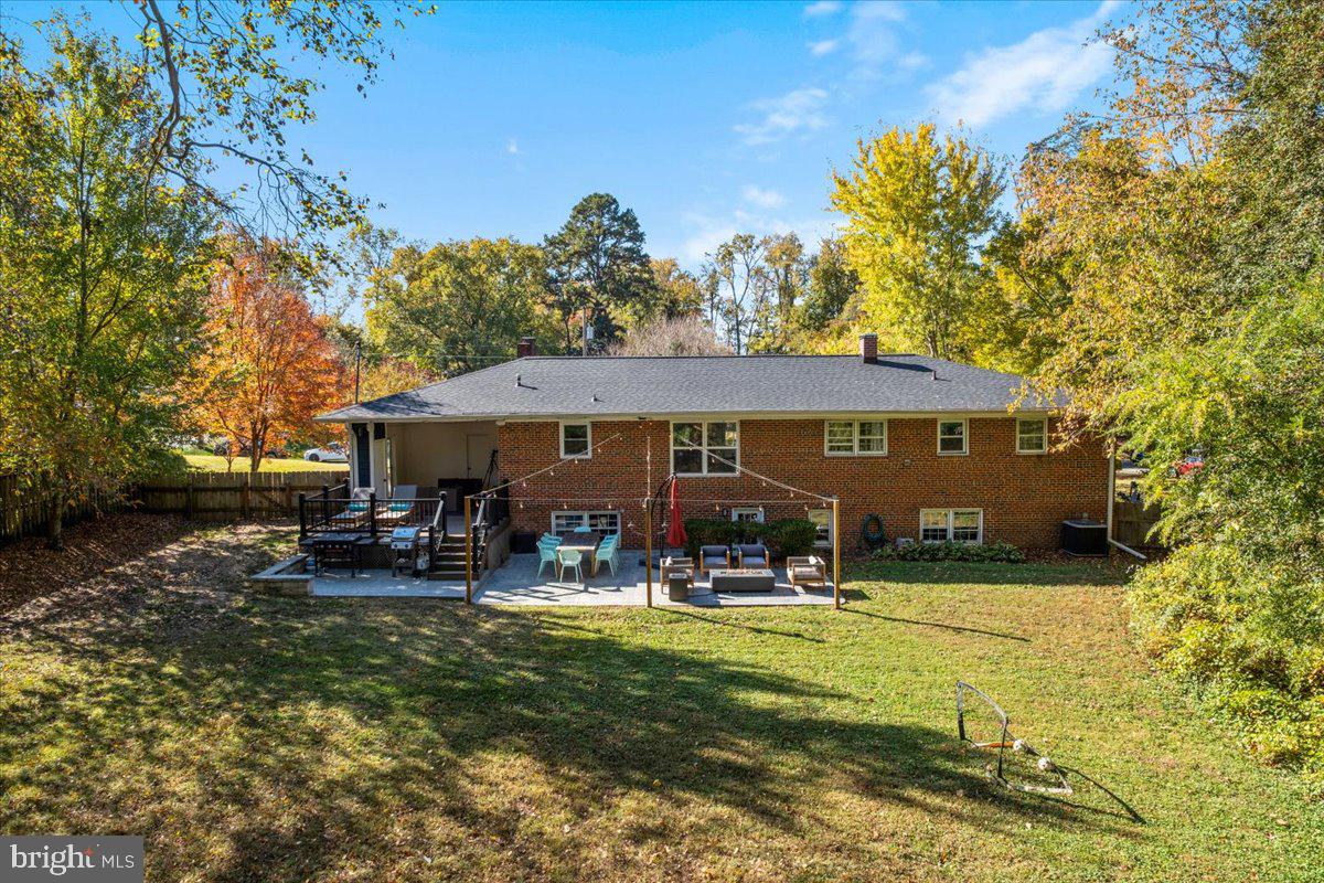 4504 NEPTUNE DRIVE