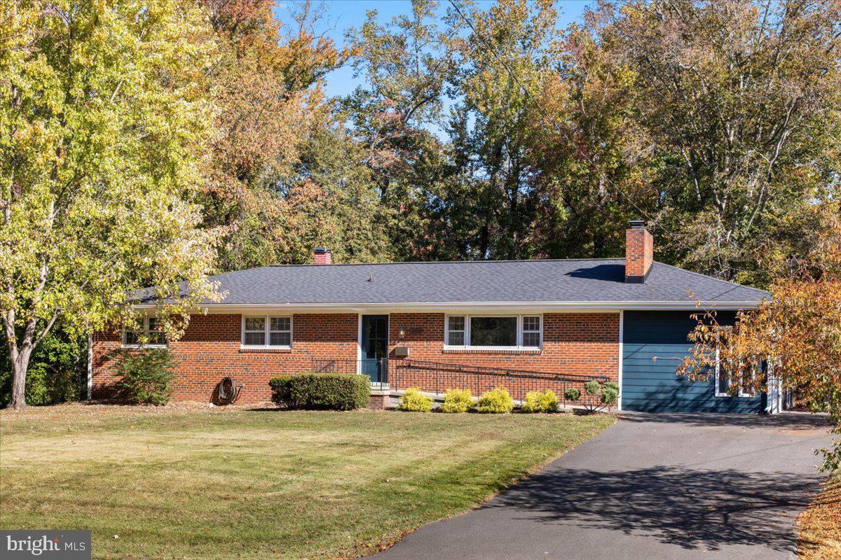 4504 NEPTUNE DRIVE