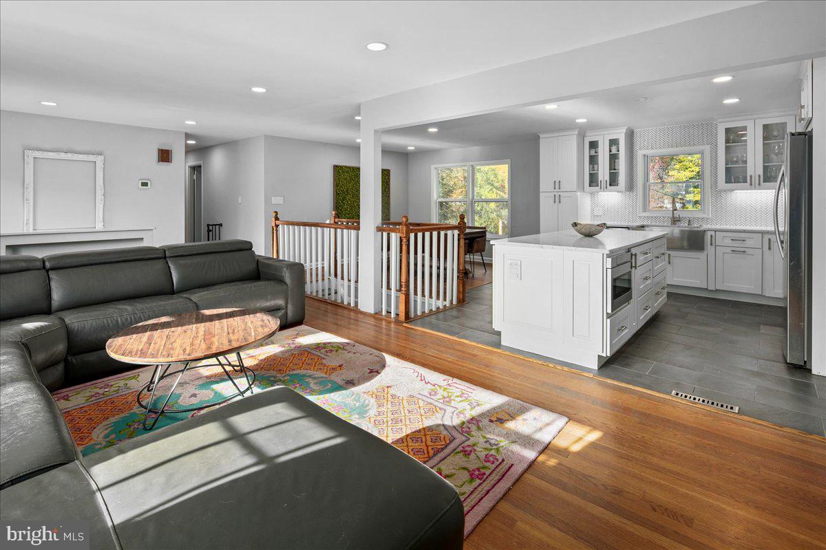 YACHT HAVEN ESTATES - Residential