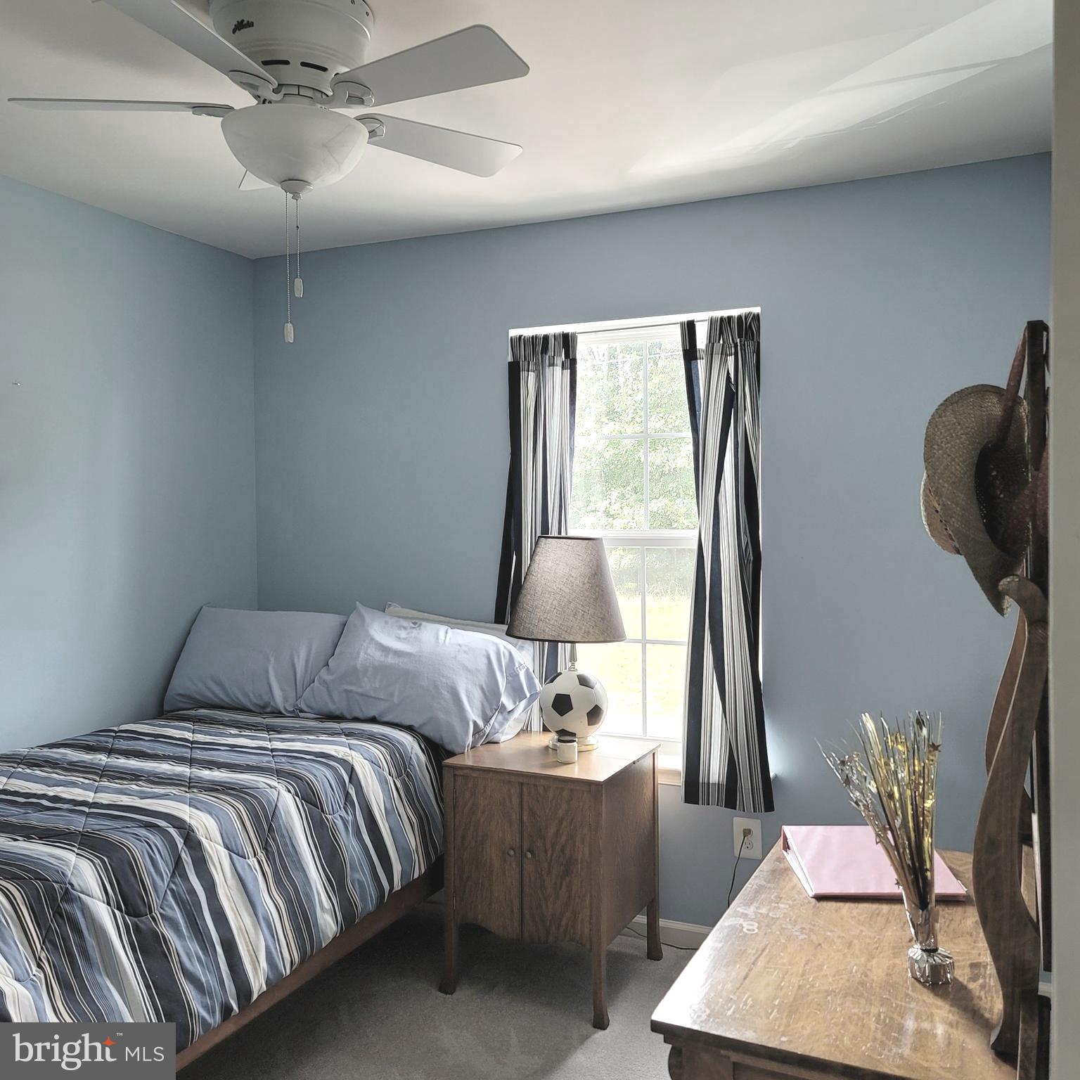 WHISPERING PINES - Residential