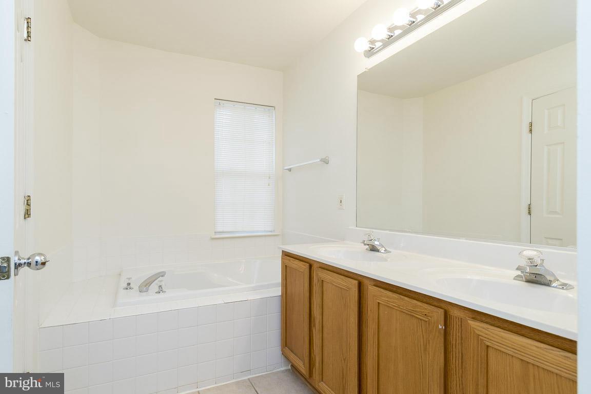 FOREST PARK - Residential