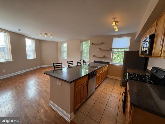 EAST PASSYUNK CROSSING - Residential Lease