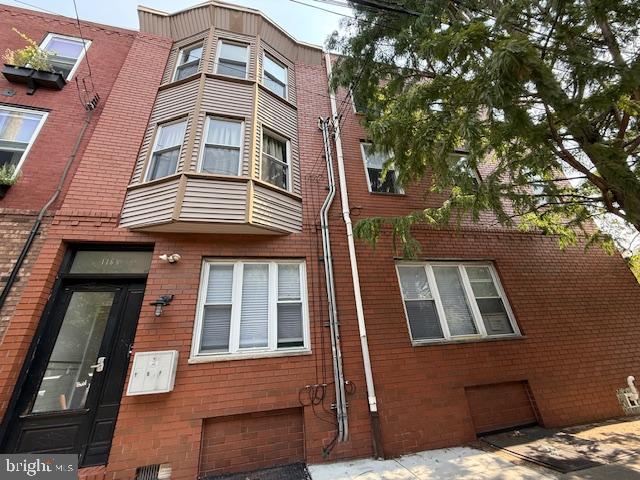 EAST PASSYUNK CROSSING - Residential Lease