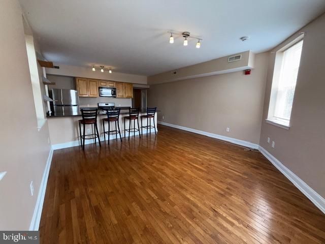 EAST PASSYUNK CROSSING - Residential Lease