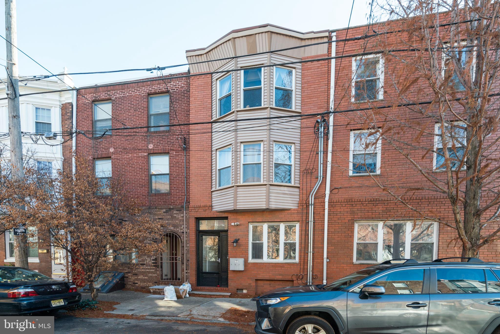 EAST PASSYUNK CROSSING - Residential Lease