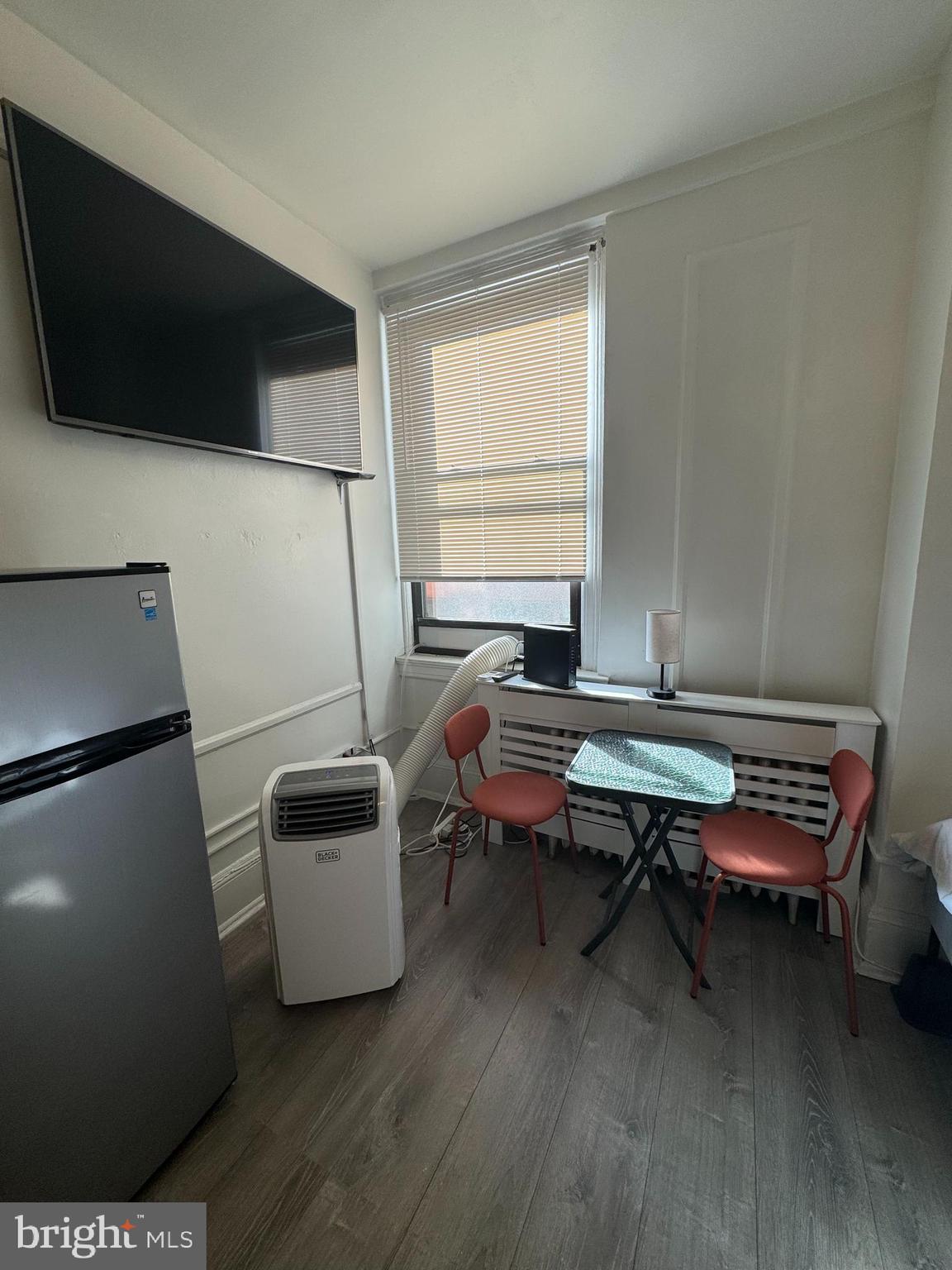 AVENUE OF THE ARTS - Residential