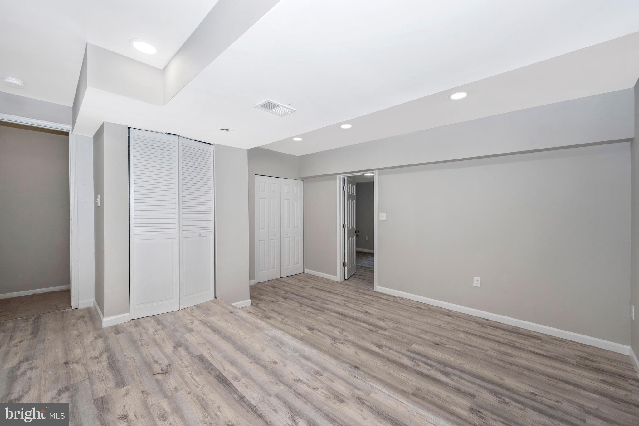 VILLAGE OF HICKORY RIDGE - Residential