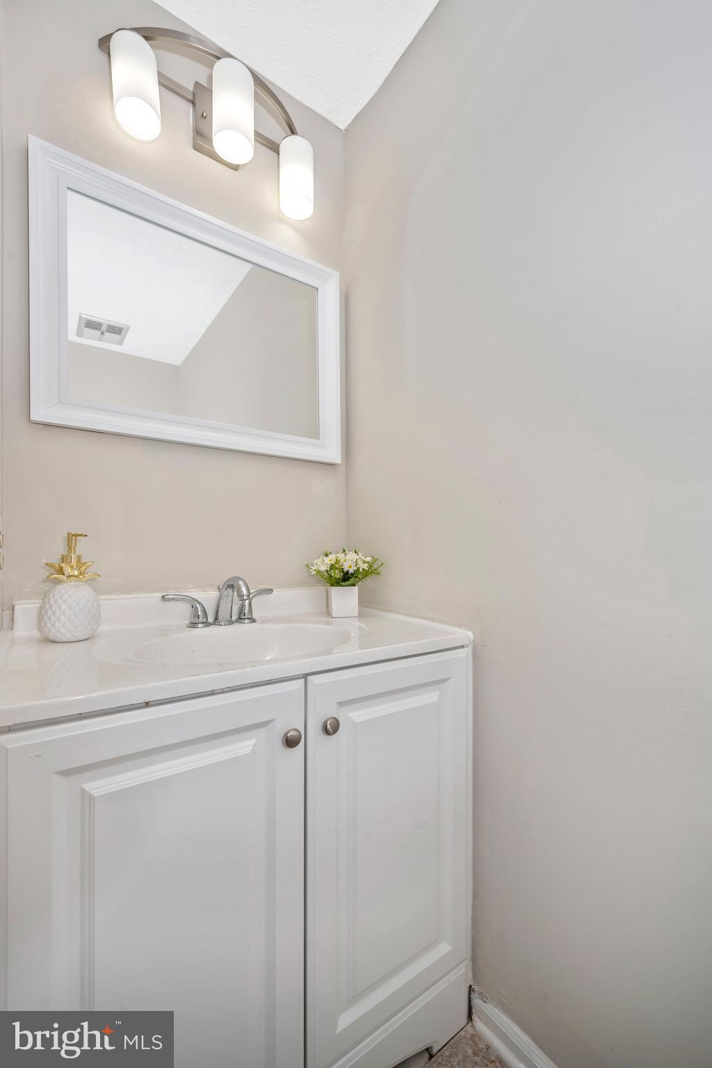 VILLAGE OF HICKORY RIDGE - Residential