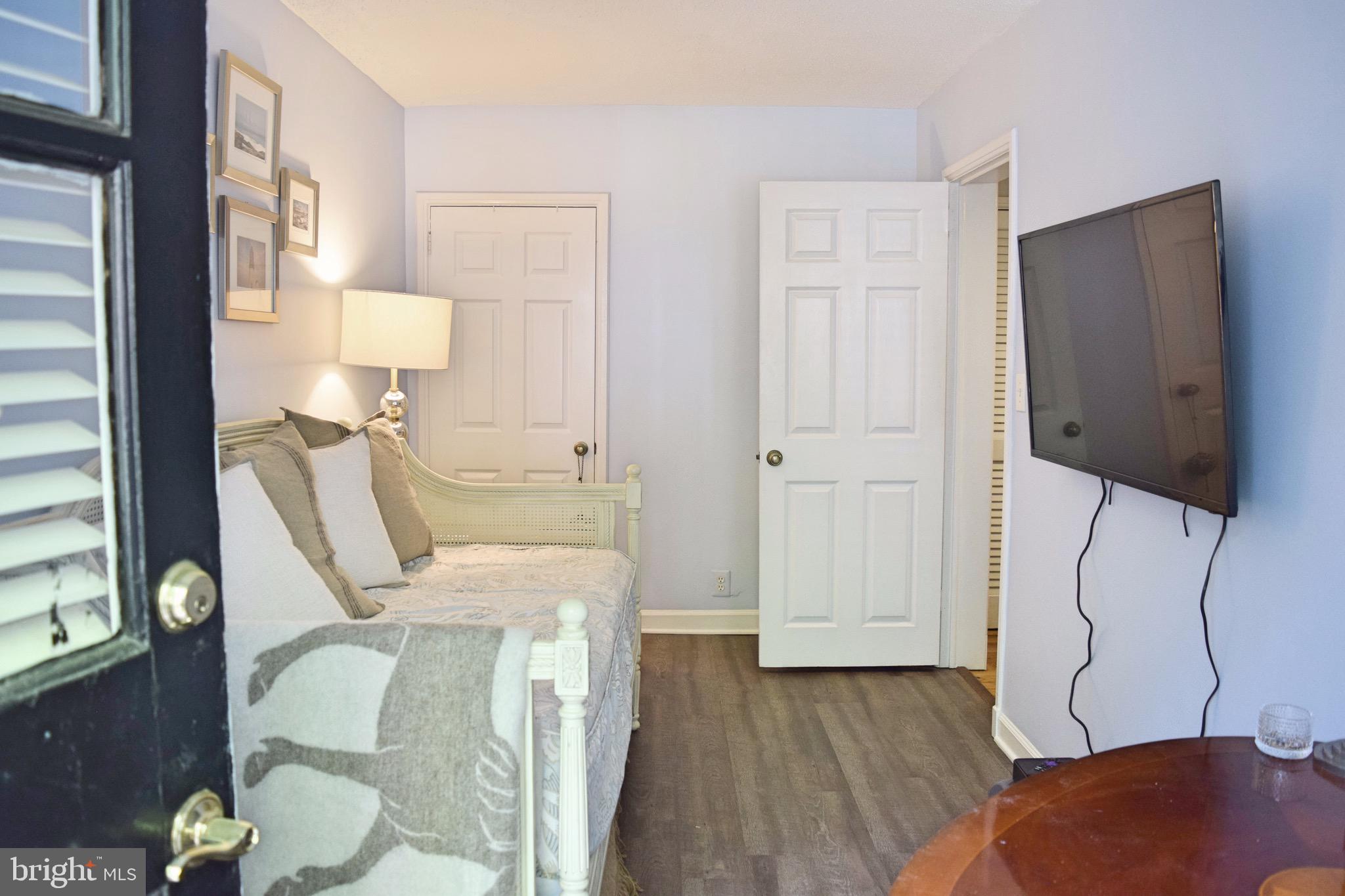 FAIRLINGTON VILLAGES - Residential Lease